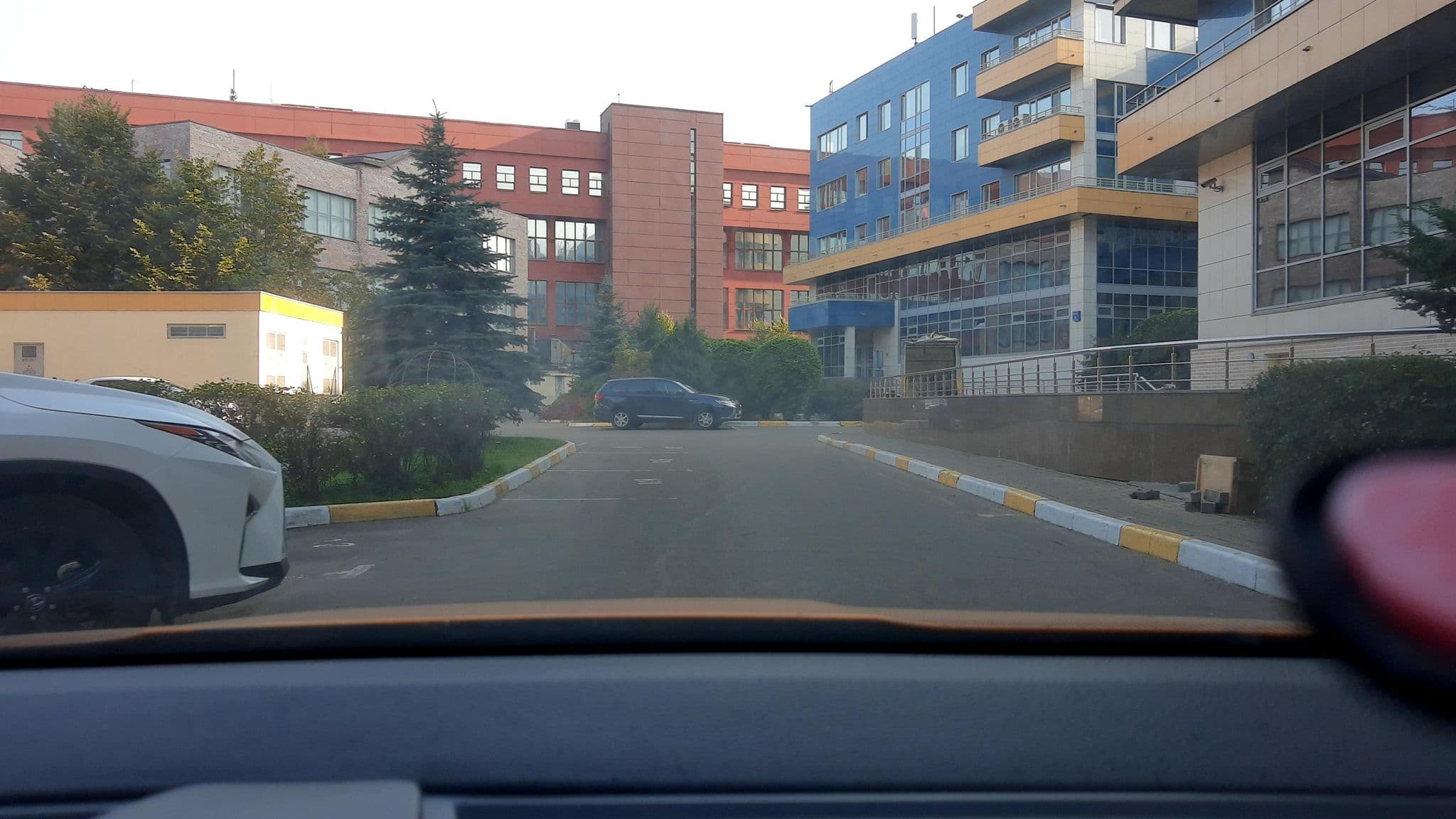 Street view near Azimut Hotel, Taganskiy — © phoneuploader (CC BY-SA · Mapillary)