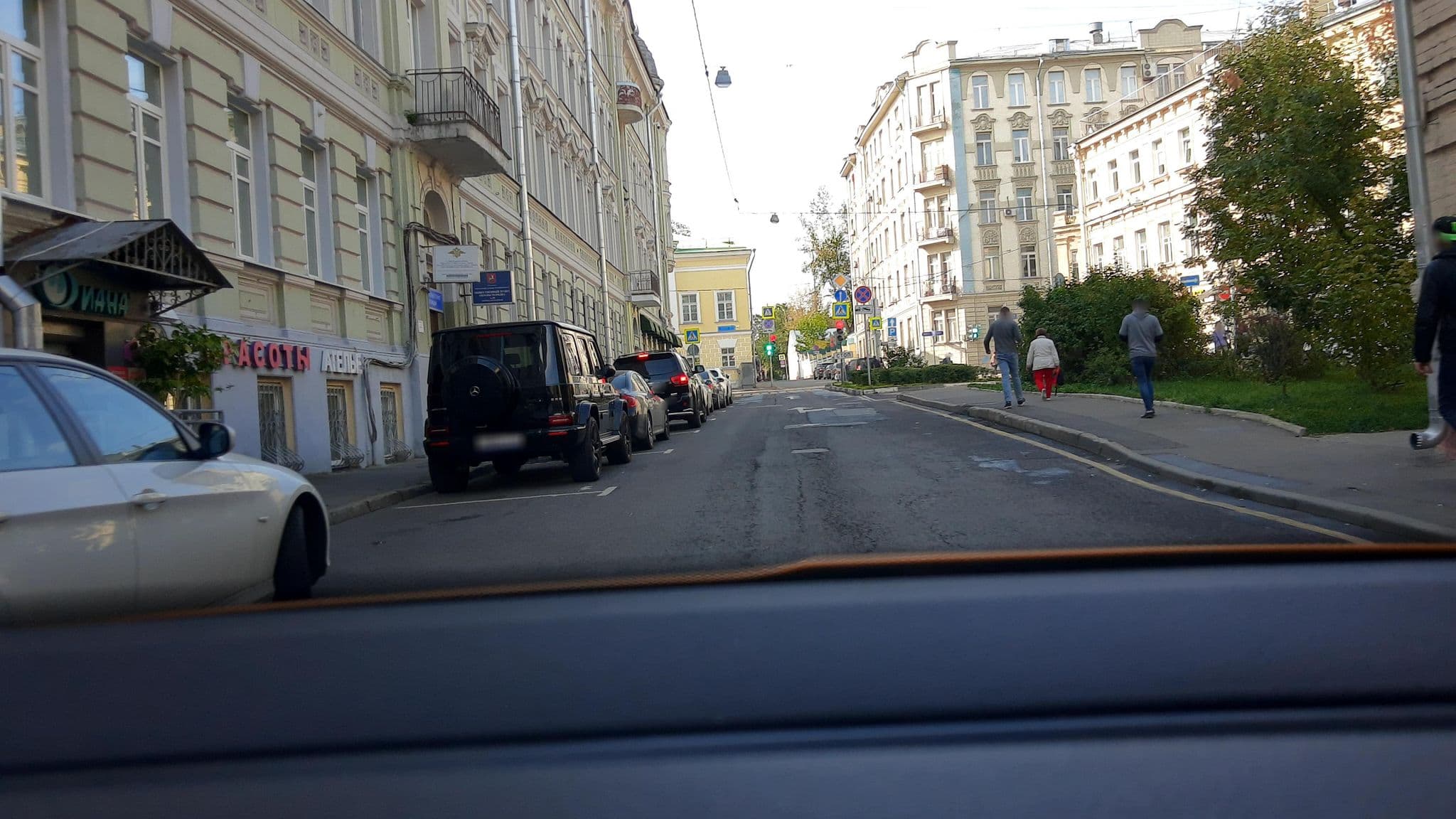 Street view near Hotel House, Moscow — © phoneuploader (CC BY-SA · Mapillary)