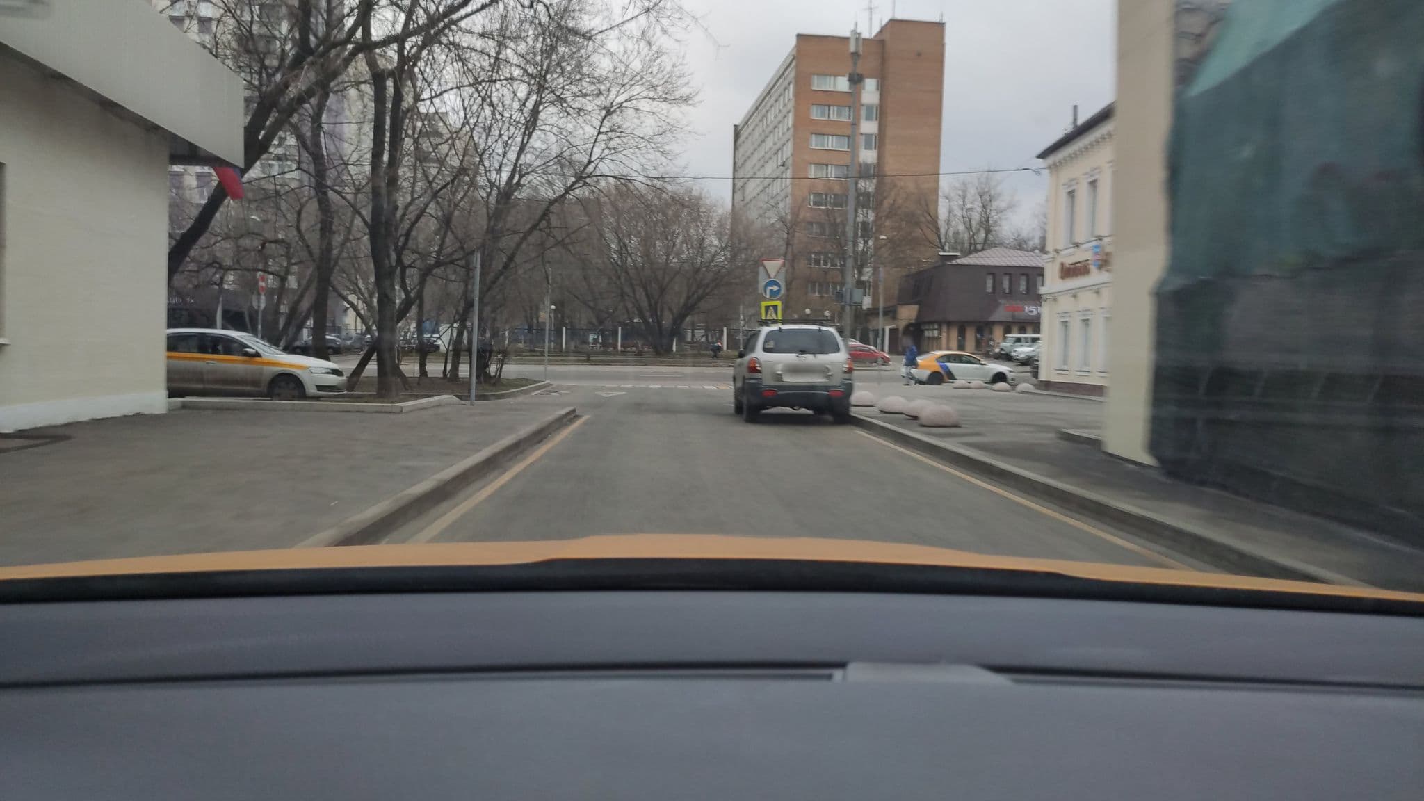 Street view near Везендорф, Taganskiy — © phoneuploader (CC BY-SA · Mapillary)