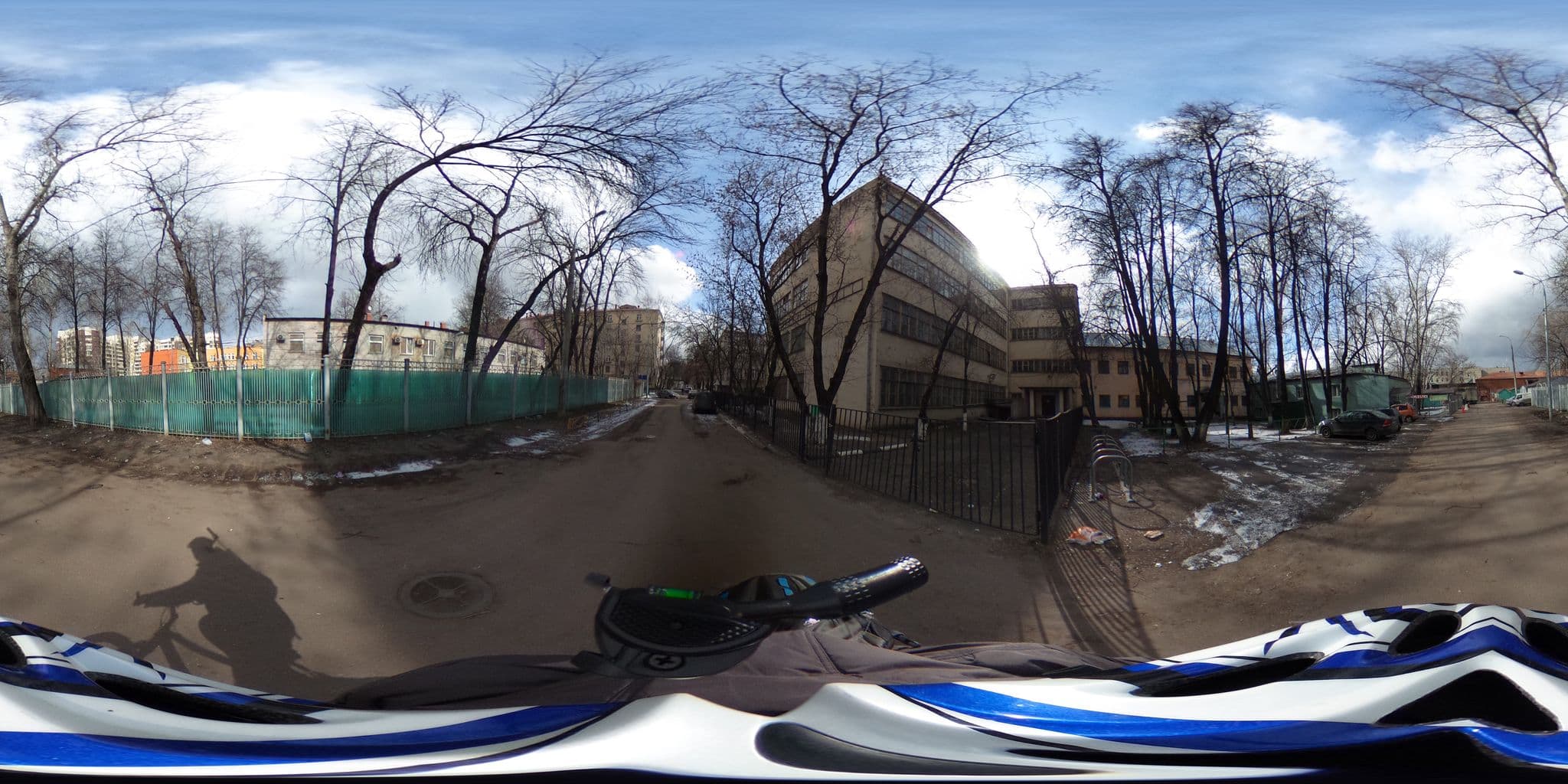 Street view near Хостел "Лефортовский", Lefortovo — © trolleway (CC BY-SA · Mapillary)