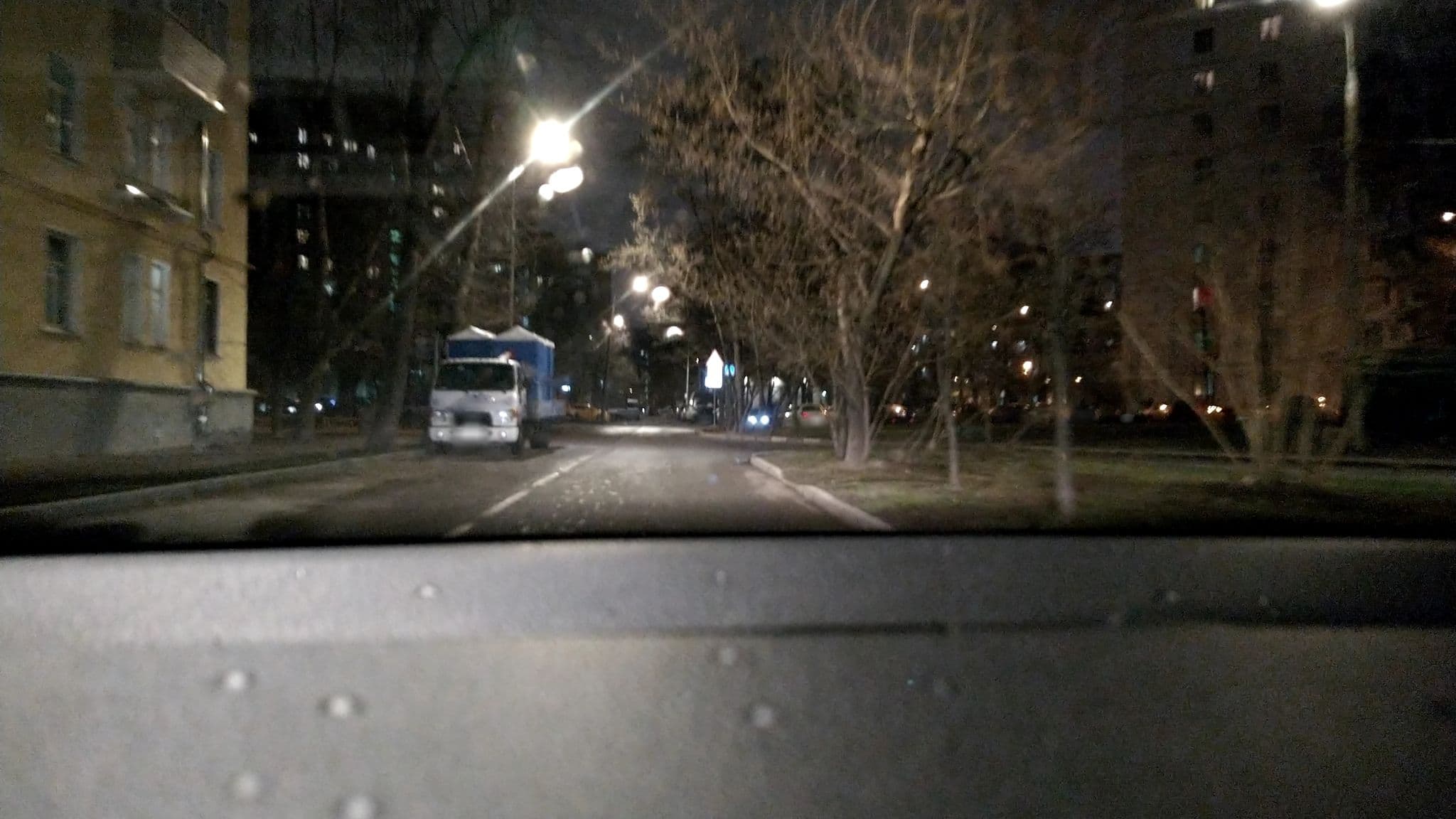 Street view near НА САРАТОВСКОЙ УНИВЕРМАГ, Tekstil’shchiki — © phoneuploader (CC BY-SA · Mapillary)