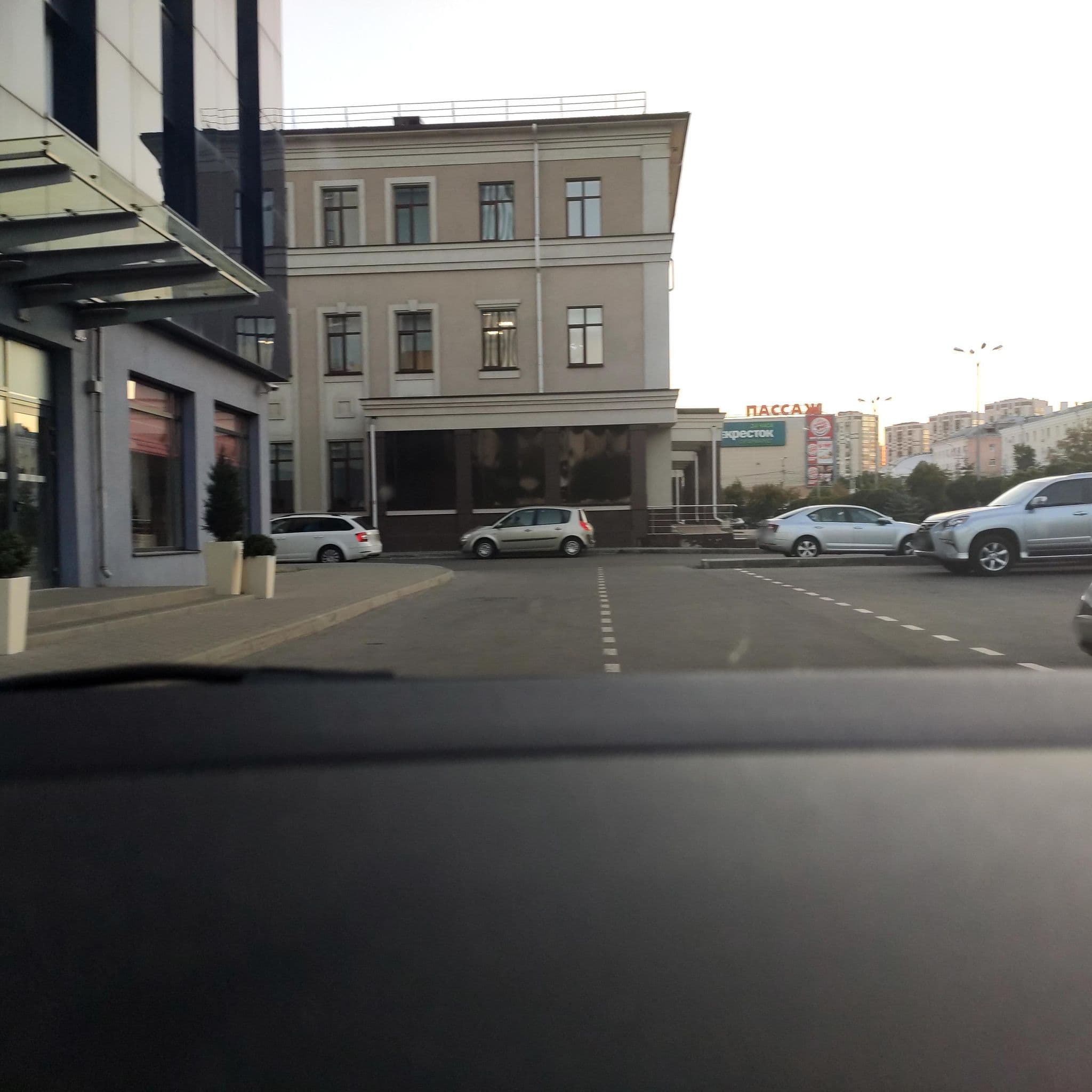 Street view near holiday inn бизнес зона, Voronezh — © phoneuploader (CC BY-SA · Mapillary)