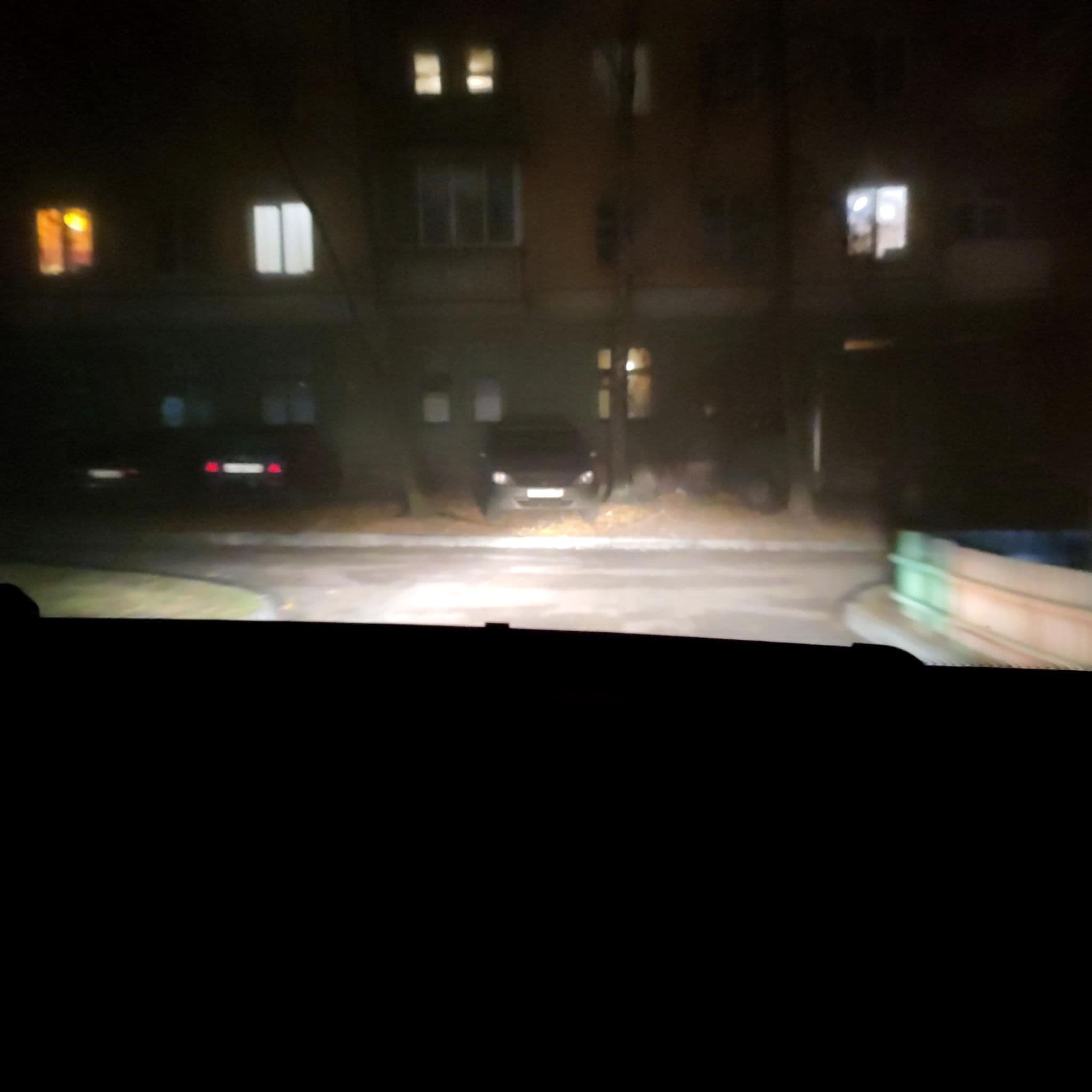 Street view near Отдохни, Voronezh — © phoneuploader (CC BY-SA · Mapillary)