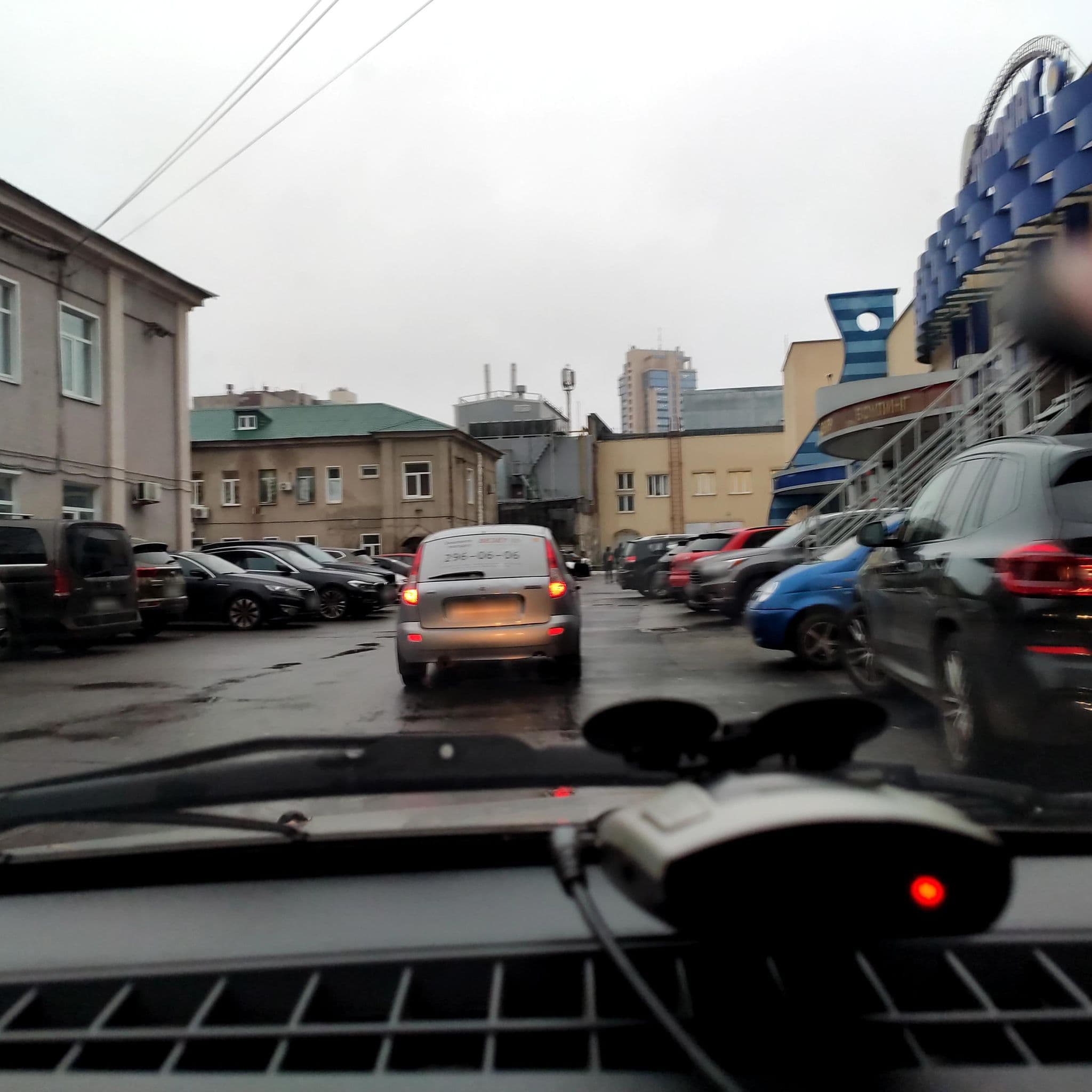 Street view near Северный полюс, Voronezh — © phoneuploader (CC BY-SA · Mapillary)