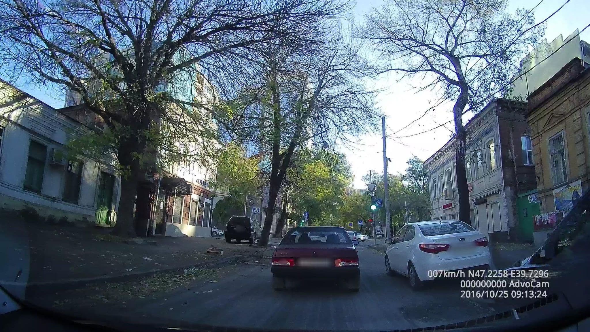 Street view near Суворов отель, Rostov-on-Don — © helenv (CC BY-SA · Mapillary)