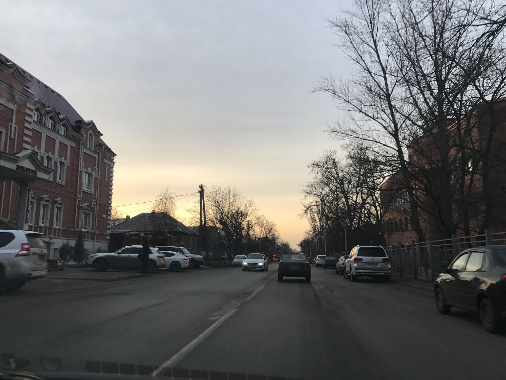 Street view near Эльбузд, Rostov-on-Don — © helenv (CC BY-SA · Mapillary)
