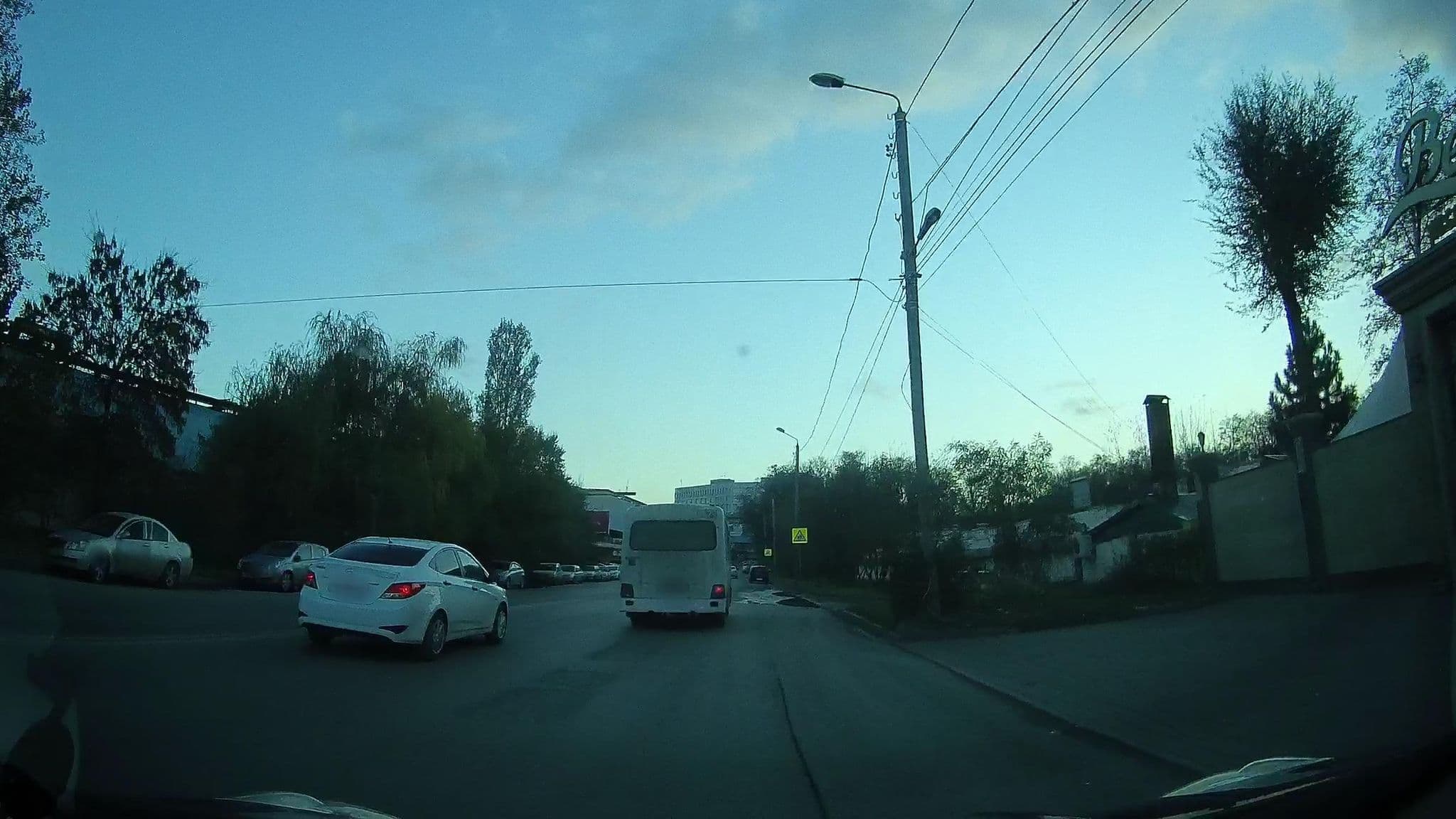 Street view near Шато, Rostov-on-Don — © alychagi (CC BY-SA · Mapillary)