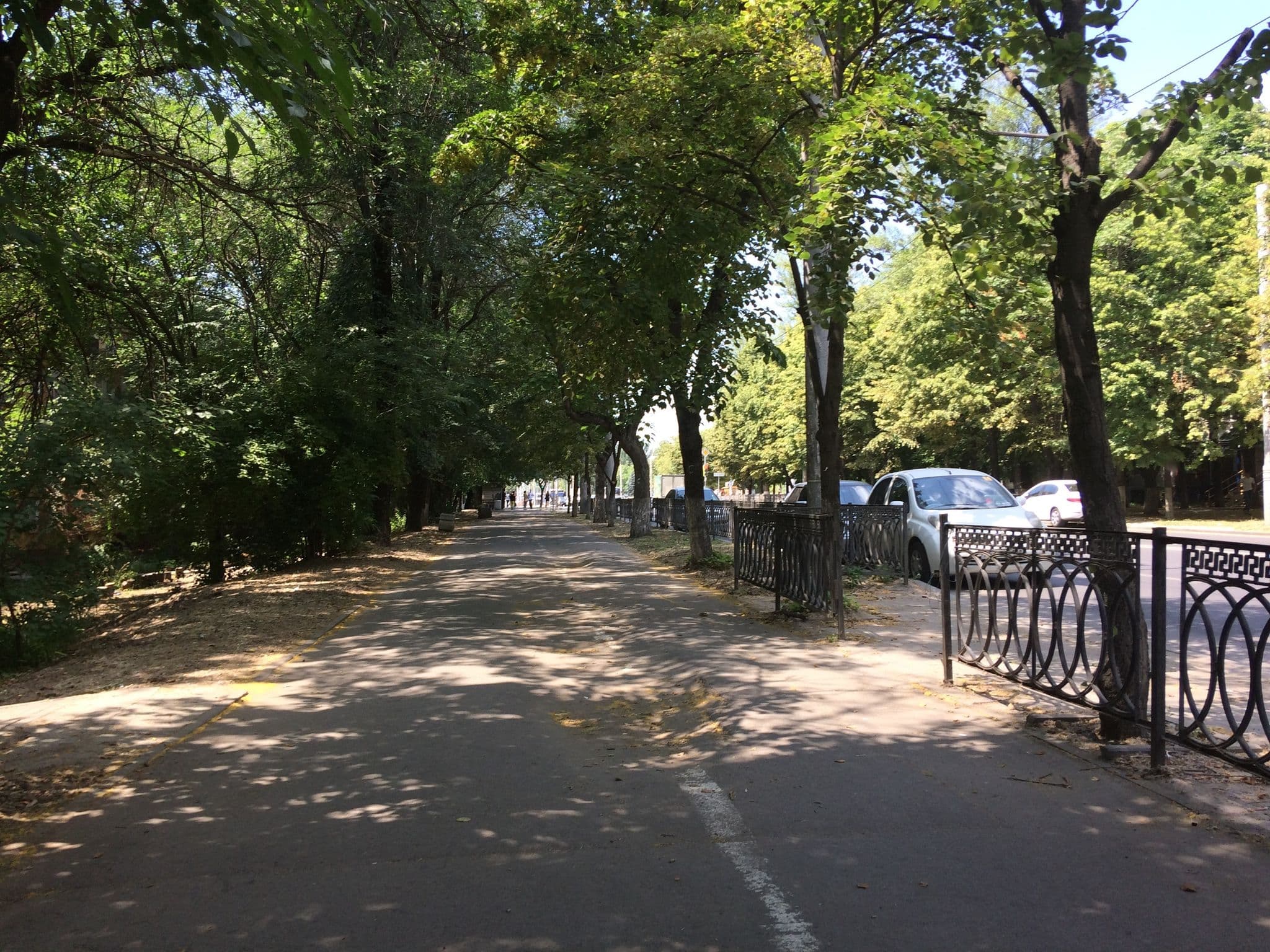 Street view near Бутик-отель Променадъ, Rostov-on-Don — © zaloshkova_elena (CC BY-SA · Mapillary)