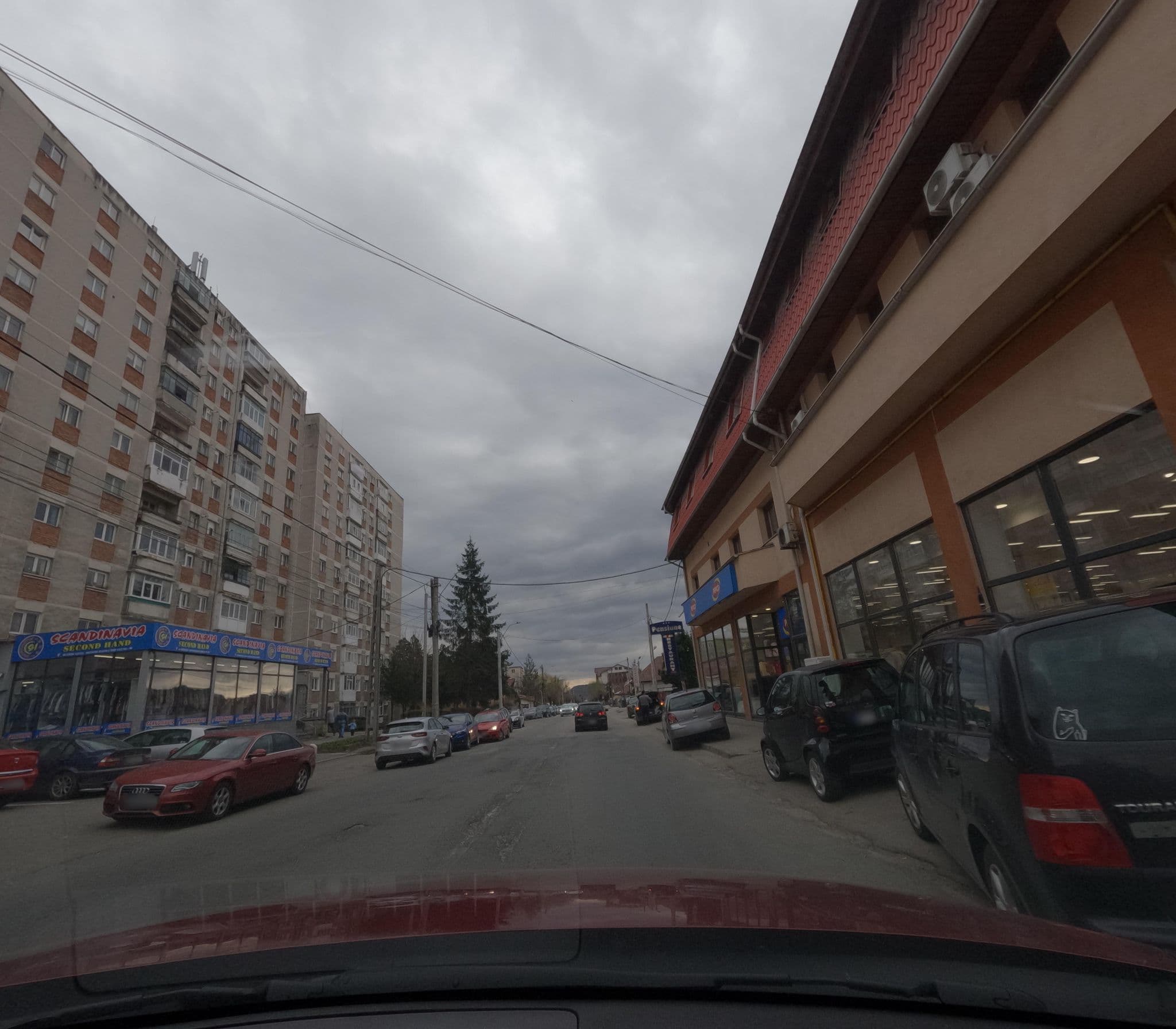 Street view near Pensiunea Anomis, Bughea de Sus — © deeeznuuuts (CC BY-SA · Mapillary)