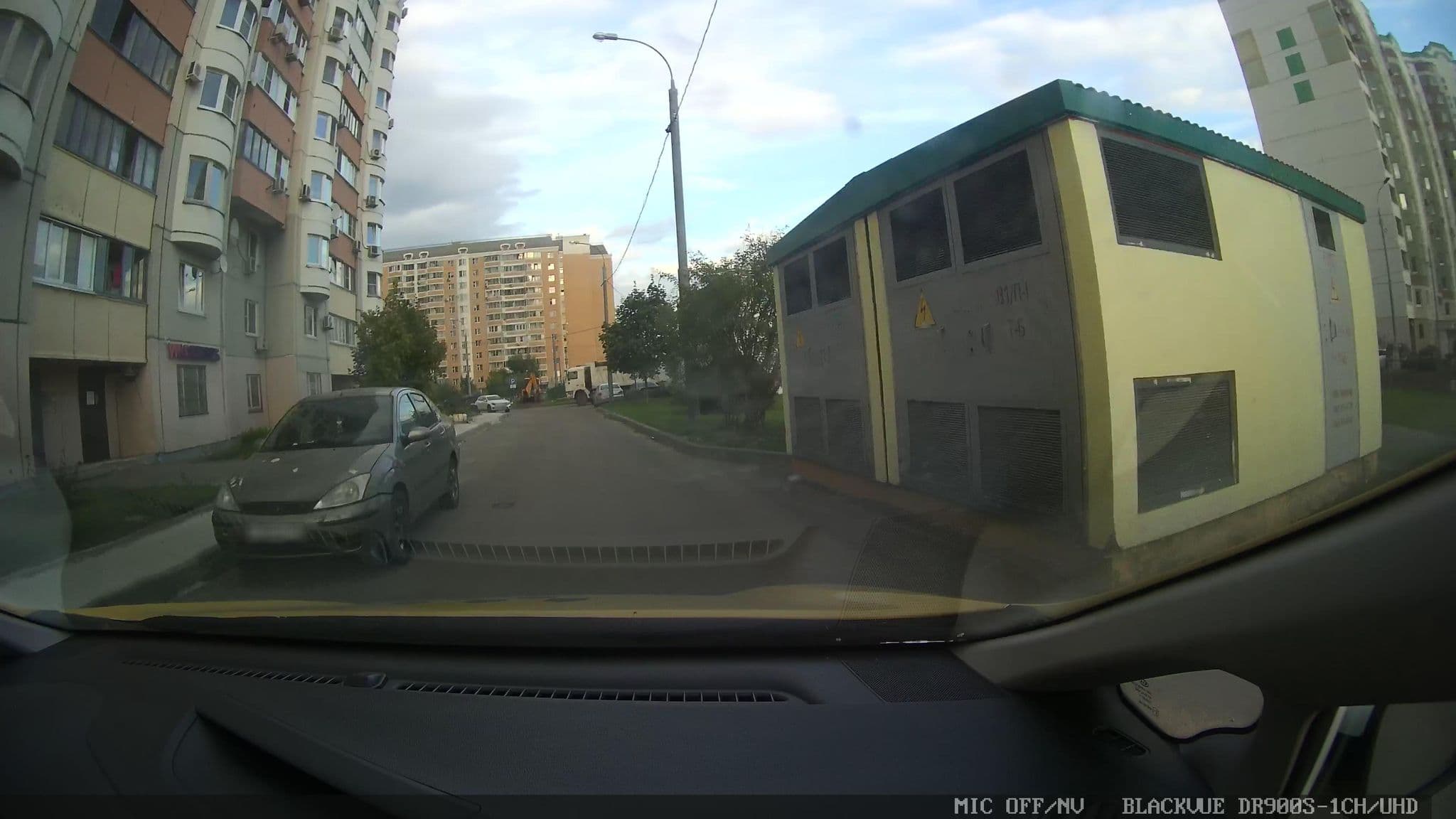 Street view near Гостиница DeArt13.ru, Zhulebino — © agorshkov (CC BY-SA · Mapillary)