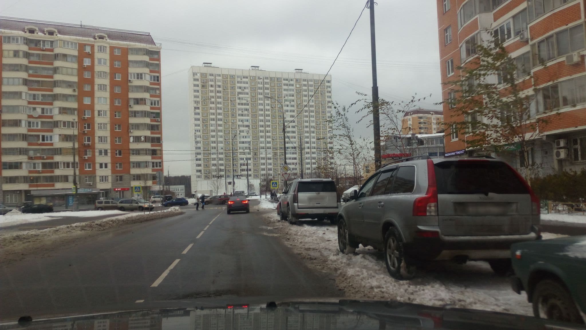 Street view near Отель "Уют", Zhulebino — © jenok (CC BY-SA · Mapillary)