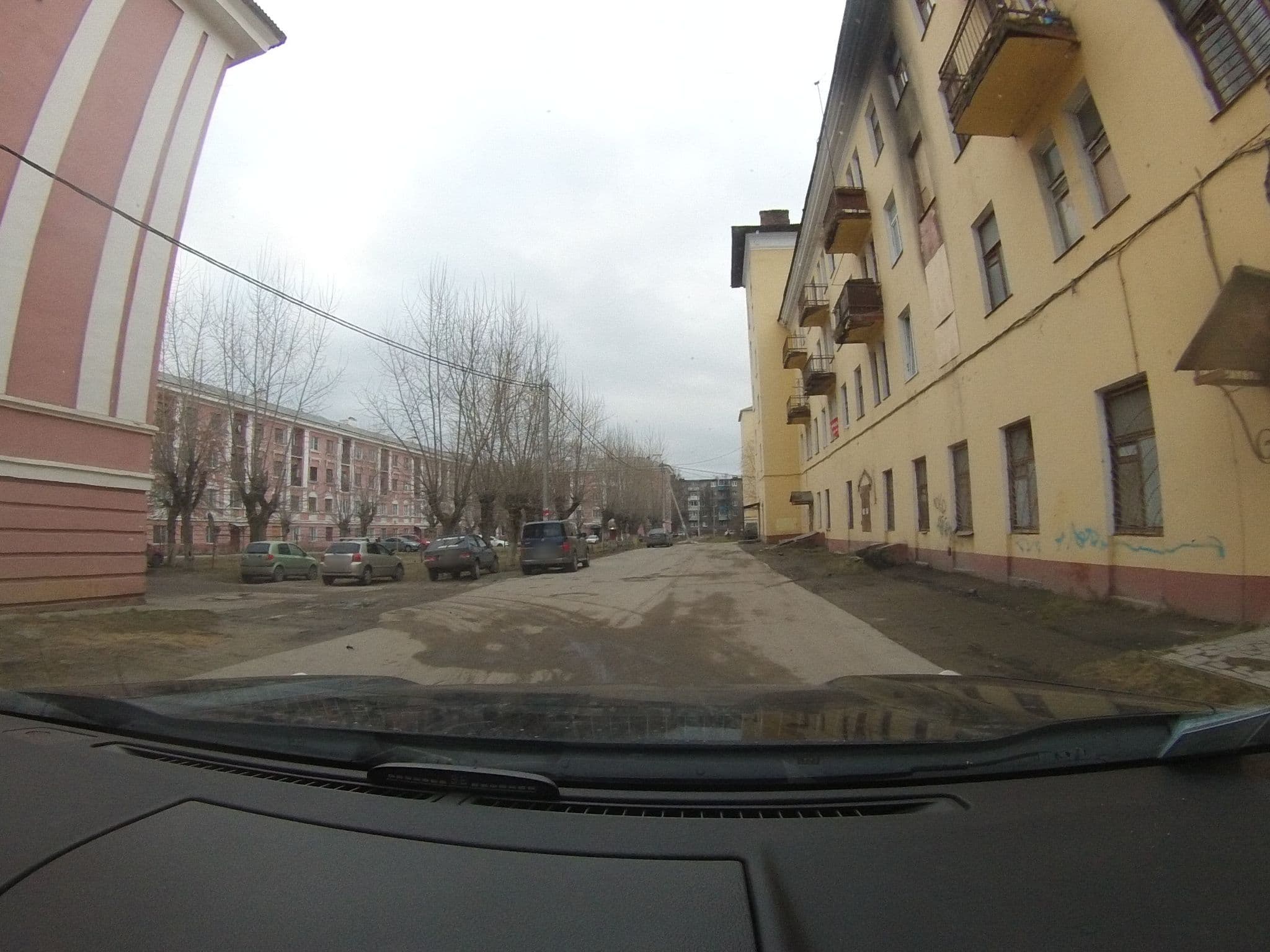 Street view near ГОСТИНИЦА ЖКХ # 2 МУП, Peski — © iovan (CC BY-SA · Mapillary)