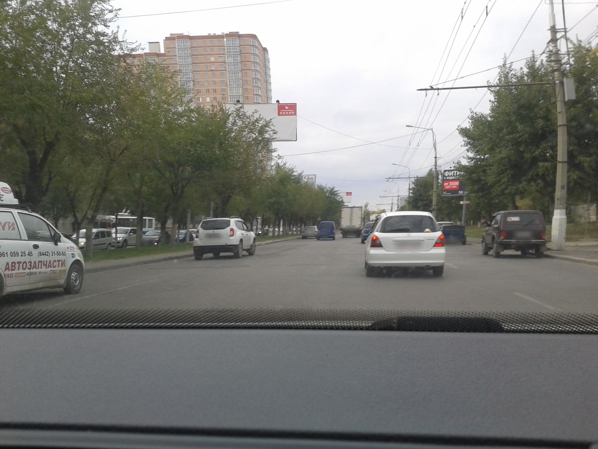 Street view near Отель Sobranie, Volgograd — © b108 (CC BY-SA · Mapillary)