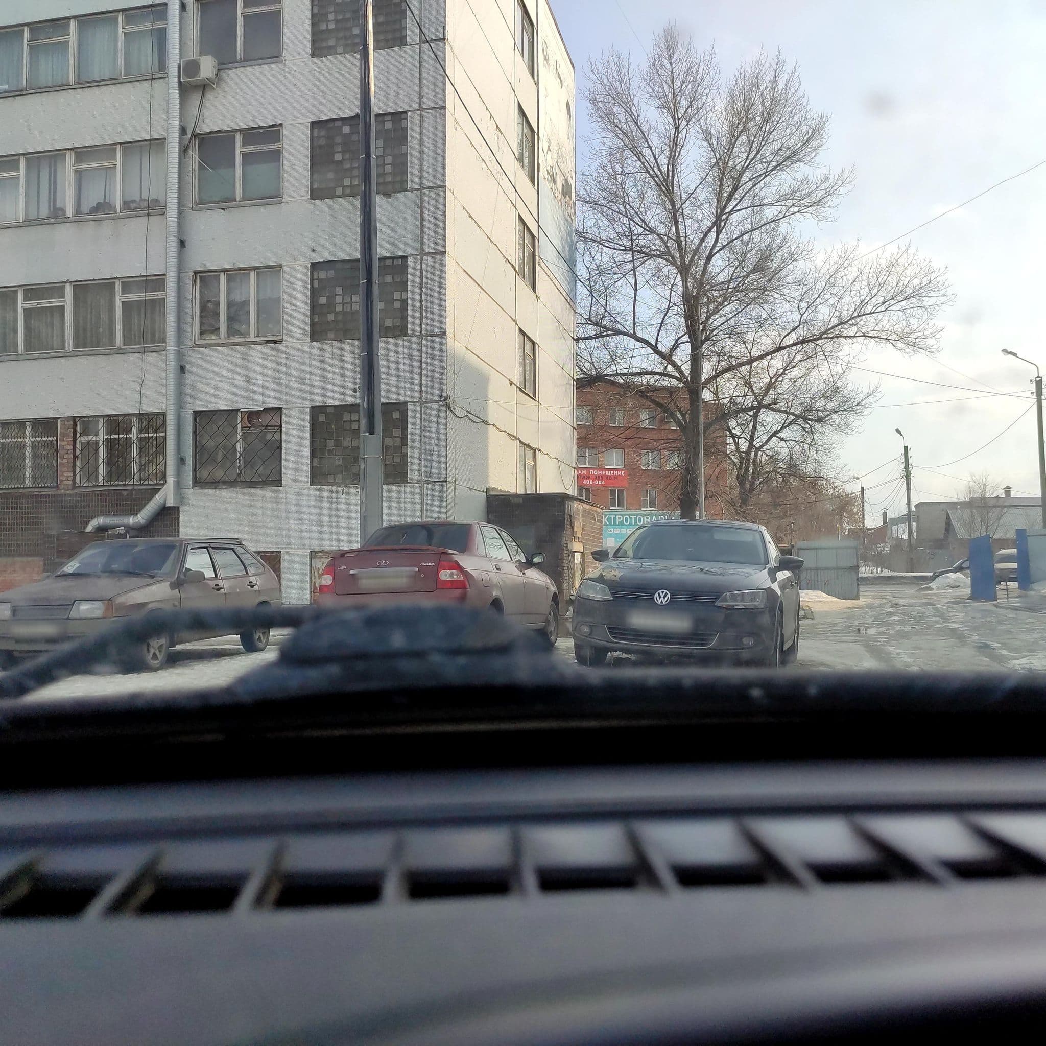 Street view near Луч, Tolyatti — © phoneuploader (CC BY-SA · Mapillary)