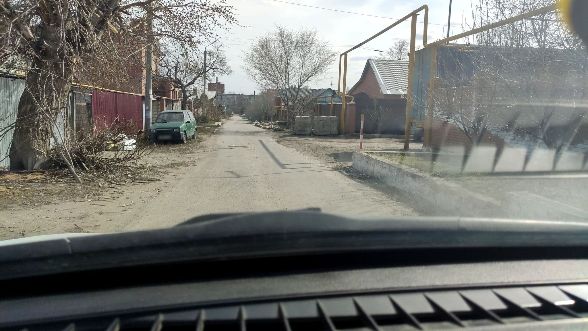 Street view near Old Russian, Tolyatti — © phoneuploader (CC BY-SA · Mapillary)