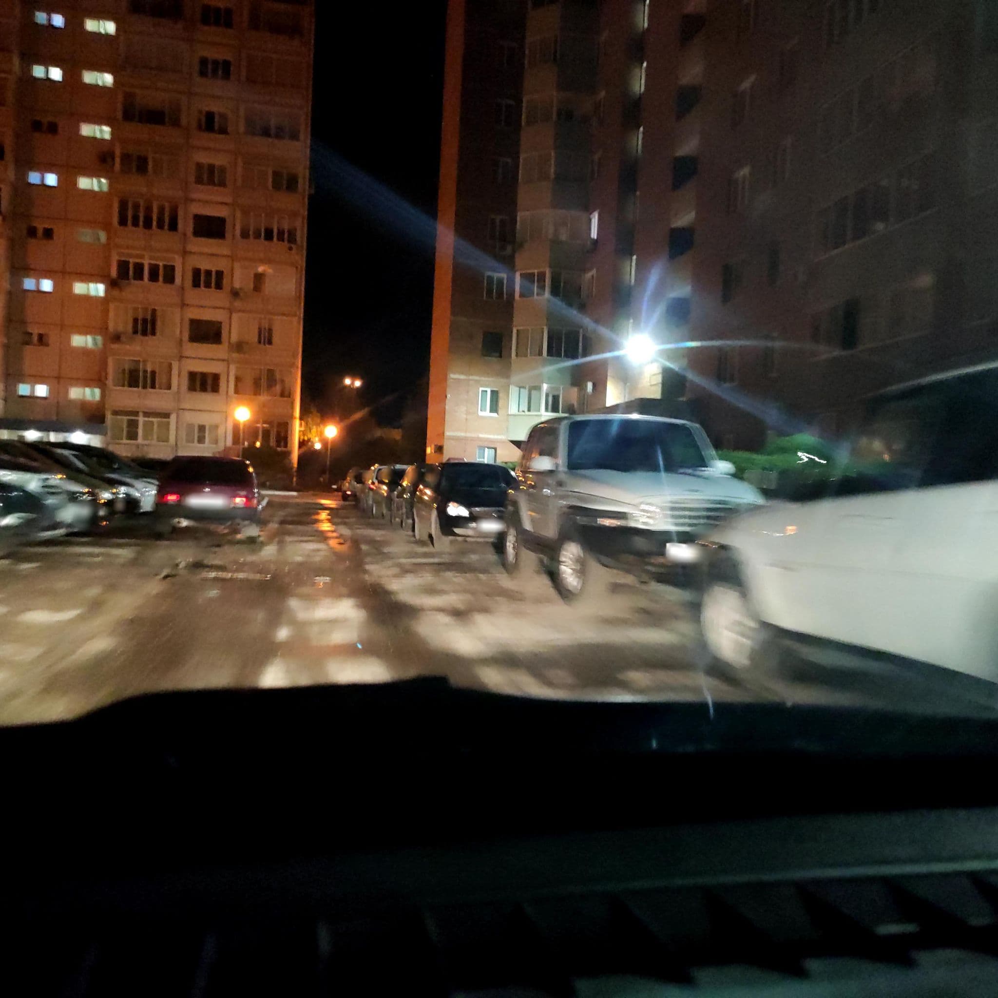 Street view near Три сосны, Tolyatti — © phoneuploader (CC BY-SA · Mapillary)