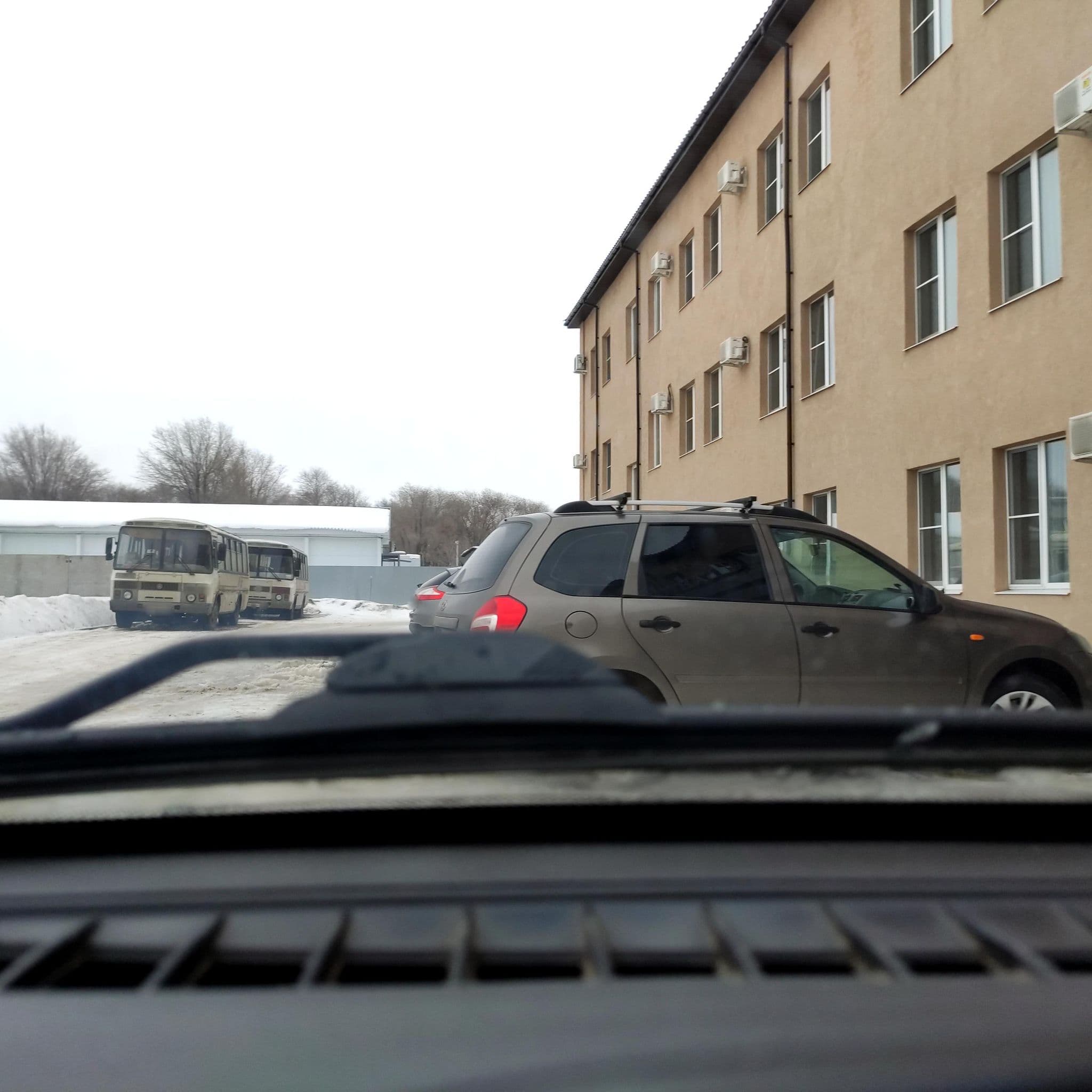 Street view near Гостиница "Автоград", Tolyatti — © phoneuploader (CC BY-SA · Mapillary)