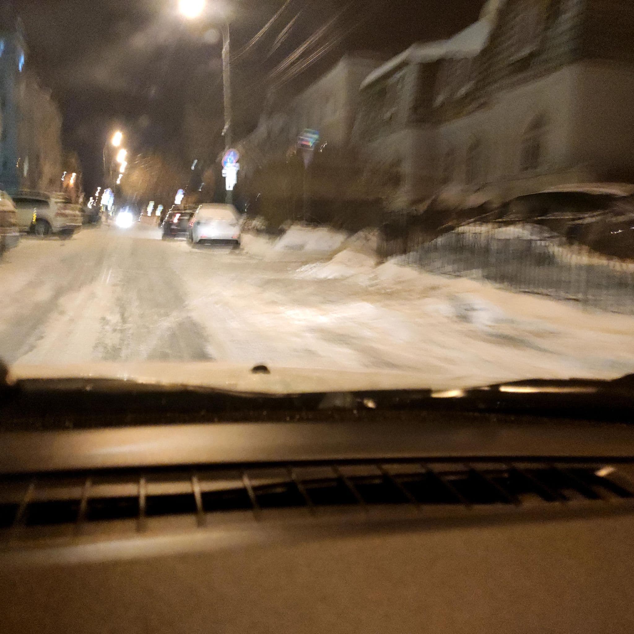 Street view near Holiday Inn, Samara — © phoneuploader (CC BY-SA · Mapillary)