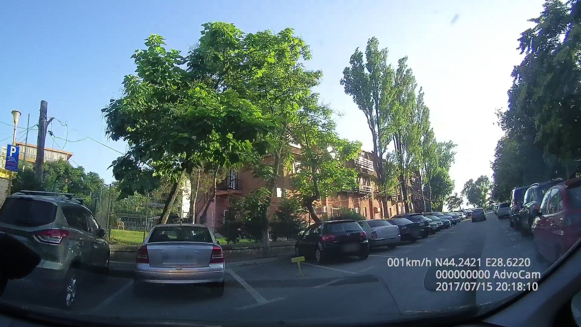 Street view near Hotel Dona, Palazu Mare