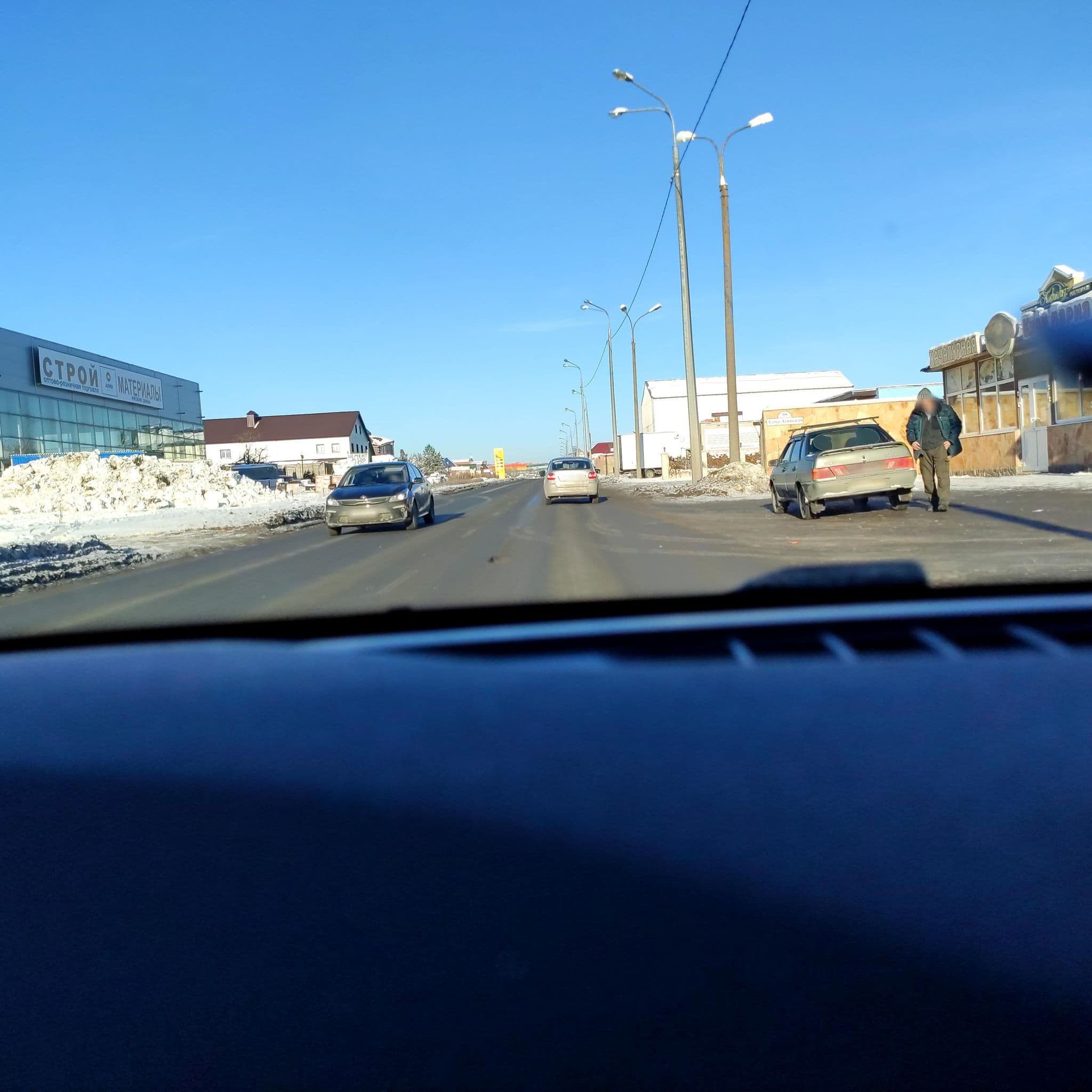 Street view near Алмаз, Petra-Dubrava — © phoneuploader (CC BY-SA · Mapillary)