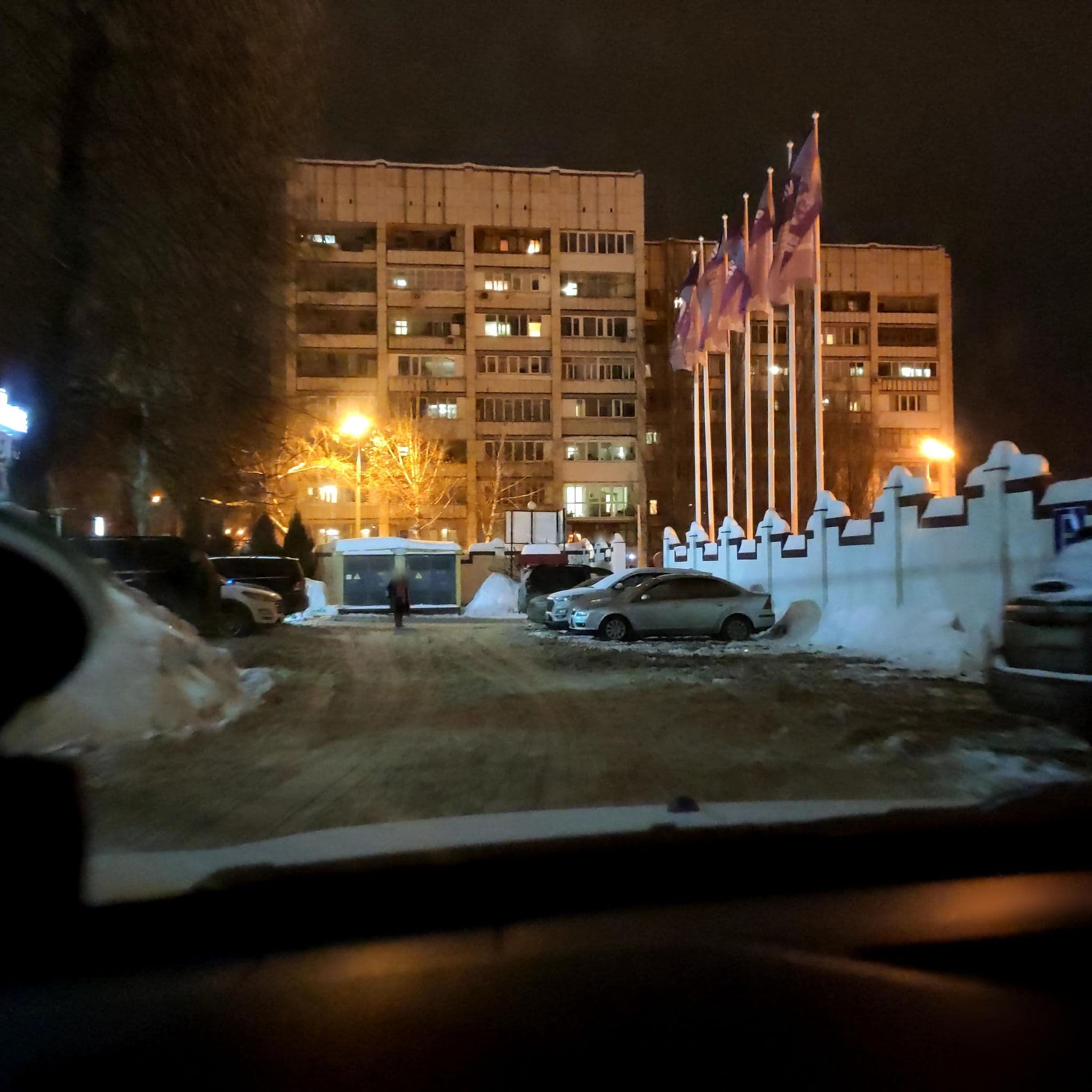 Street view near Matrëshka Plaza, Smyshlyayevka — © phoneuploader (CC BY-SA · Mapillary)
