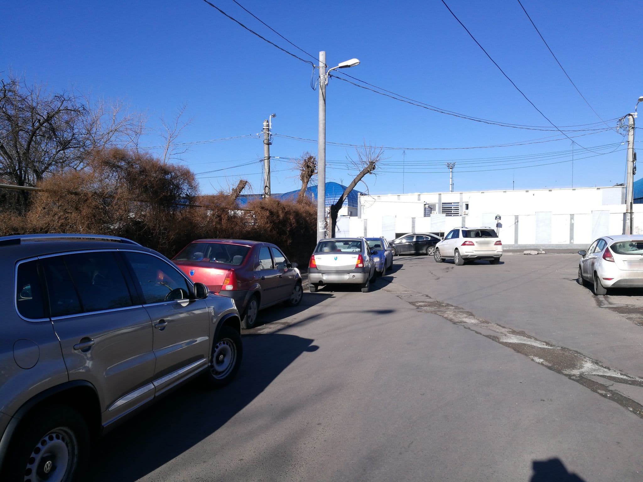 Street view near La Gil, Sector 1 — © rsandu (CC BY-SA · Mapillary)