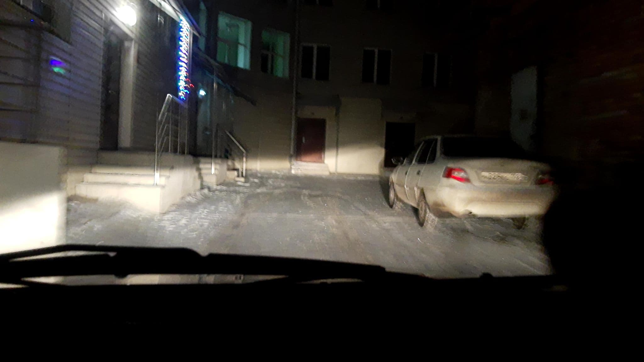 Street view near Евразия, Ufa — © phoneuploader (CC BY-SA · Mapillary)