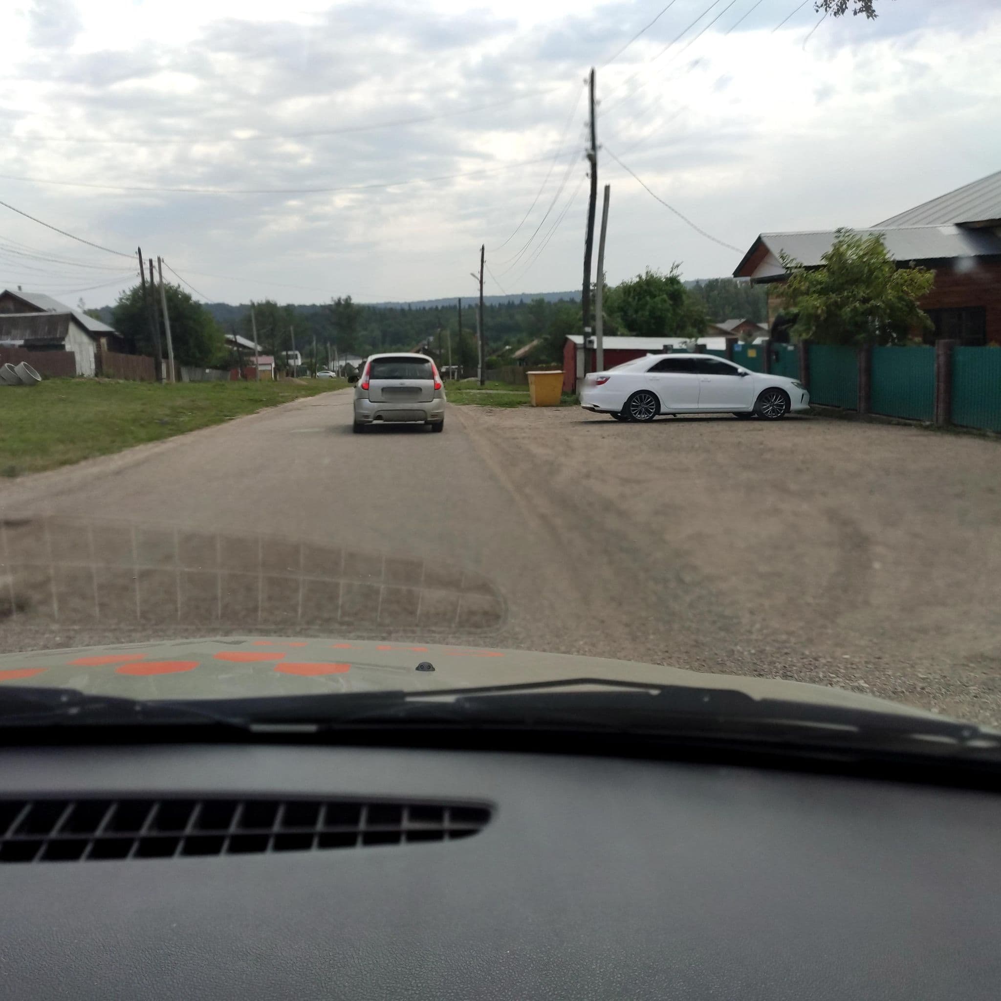 Street view near Горный Воздух, Krasnyy Klyuch — © phoneuploader (CC BY-SA · Mapillary)
