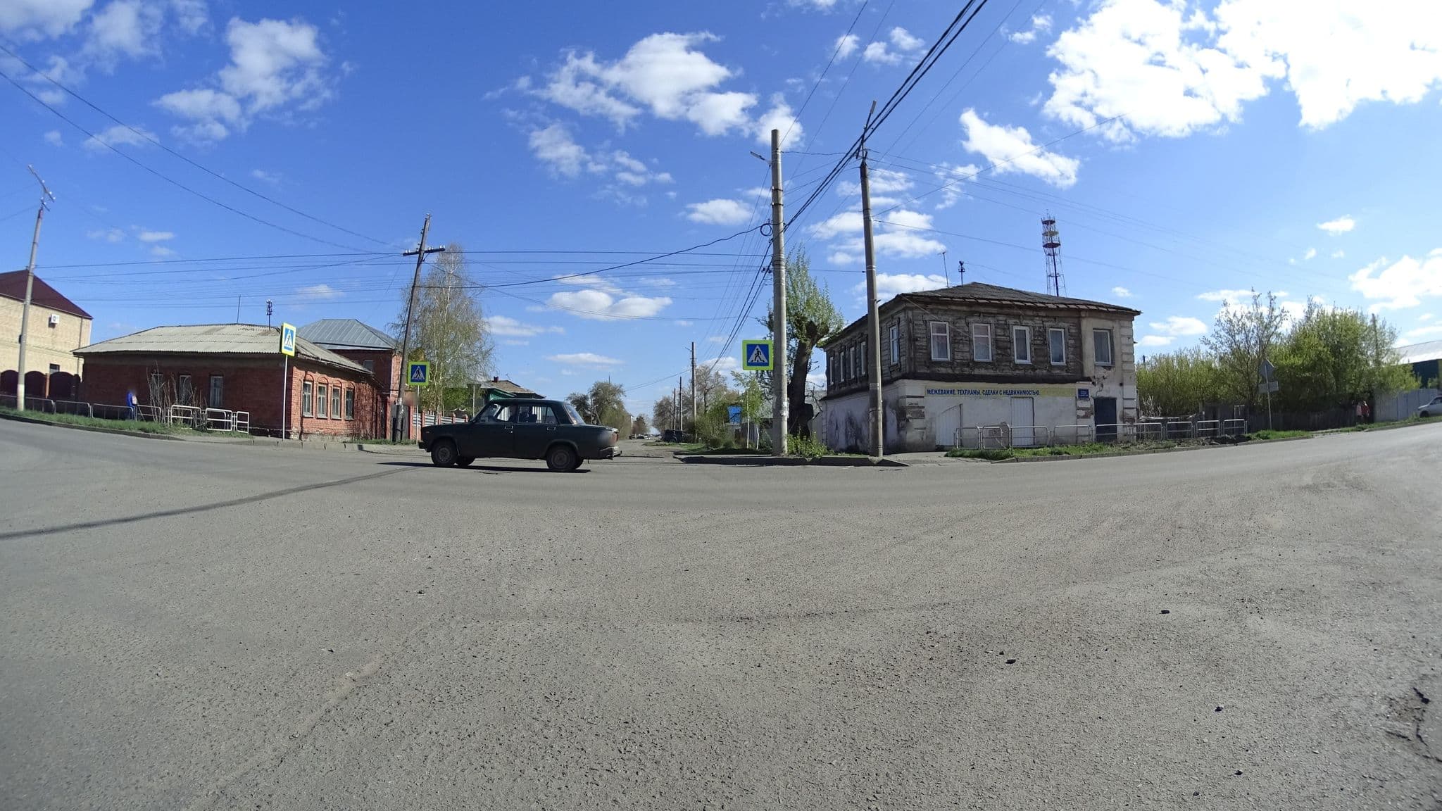 Street view near Гостиница Уездная, Troitsk — © street_view (CC BY-SA · Mapillary)