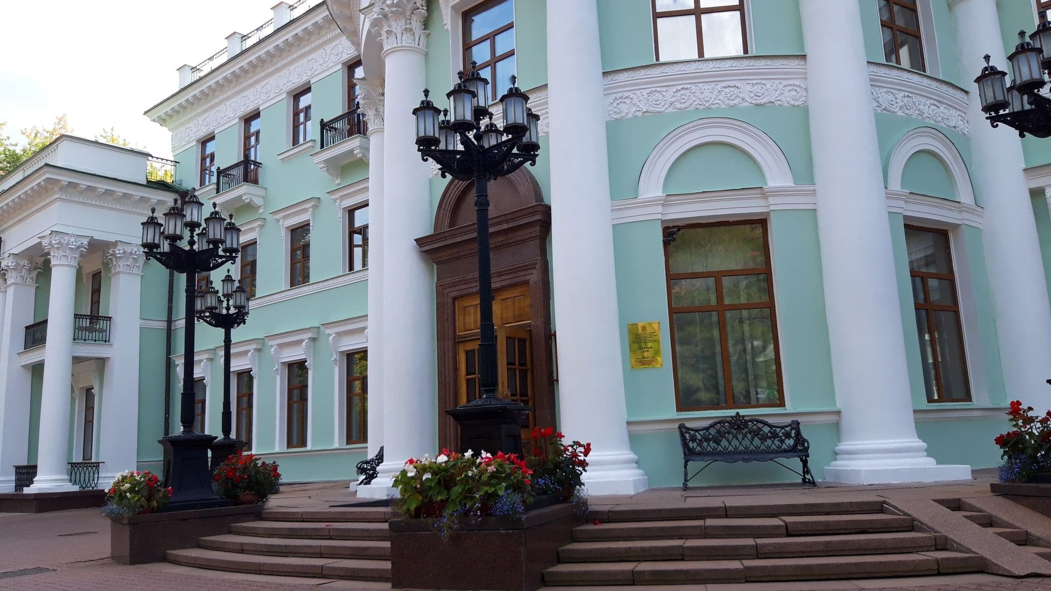 Street view near Парк-отель Морозовка, Mendeleyevo — © wowik (CC BY-SA · Mapillary)