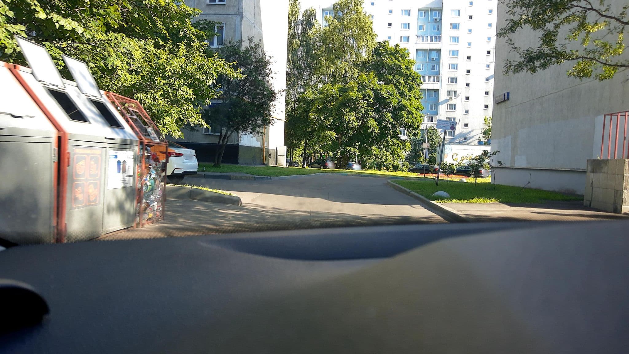Street view near Пермь, Levoberezhnyy — © phoneuploader (CC BY-SA · Mapillary)