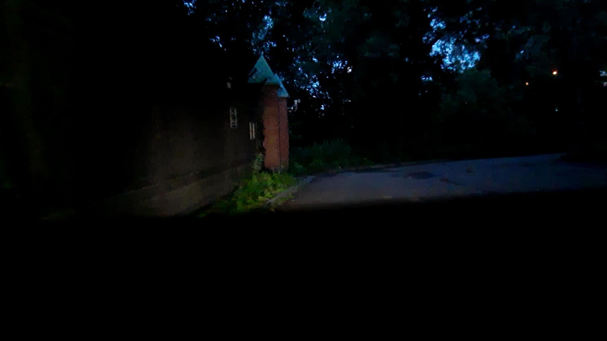 Street view near Ramada, Levoberezhnyy — © phoneuploader (CC BY-SA · Mapillary)