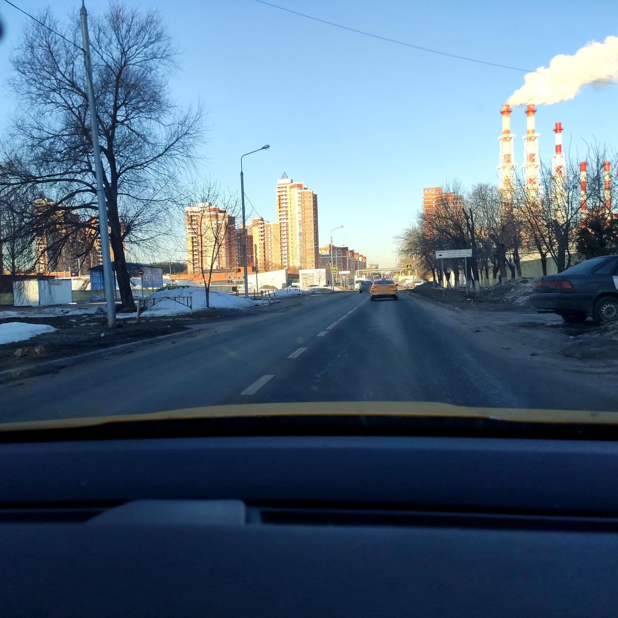 Street view near Paradise, Khimki — © phoneuploader (CC BY-SA · Mapillary)