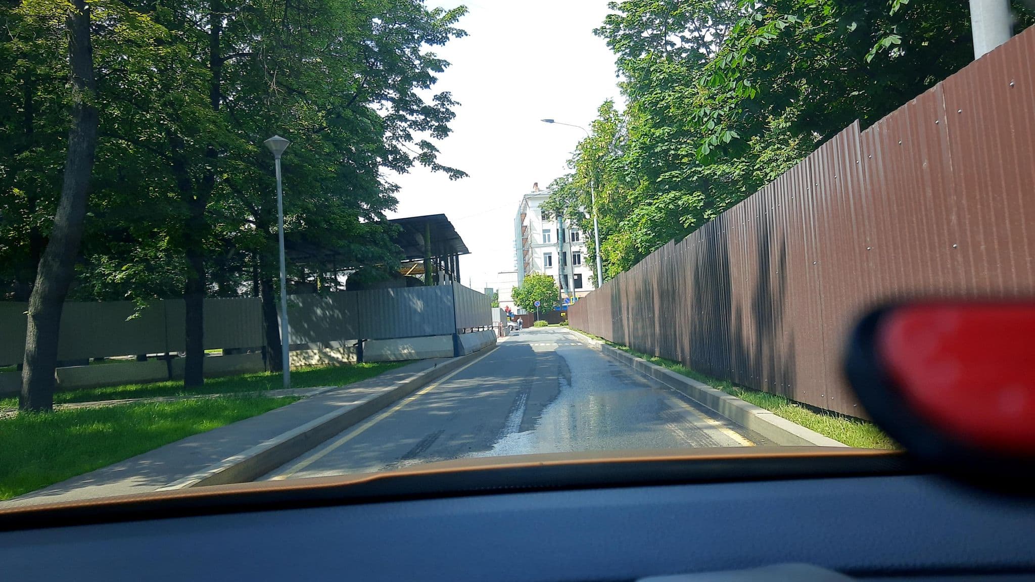 Street view near Atlantico hotel Madrid 4, Presnenskiy — © phoneuploader (CC BY-SA · Mapillary)