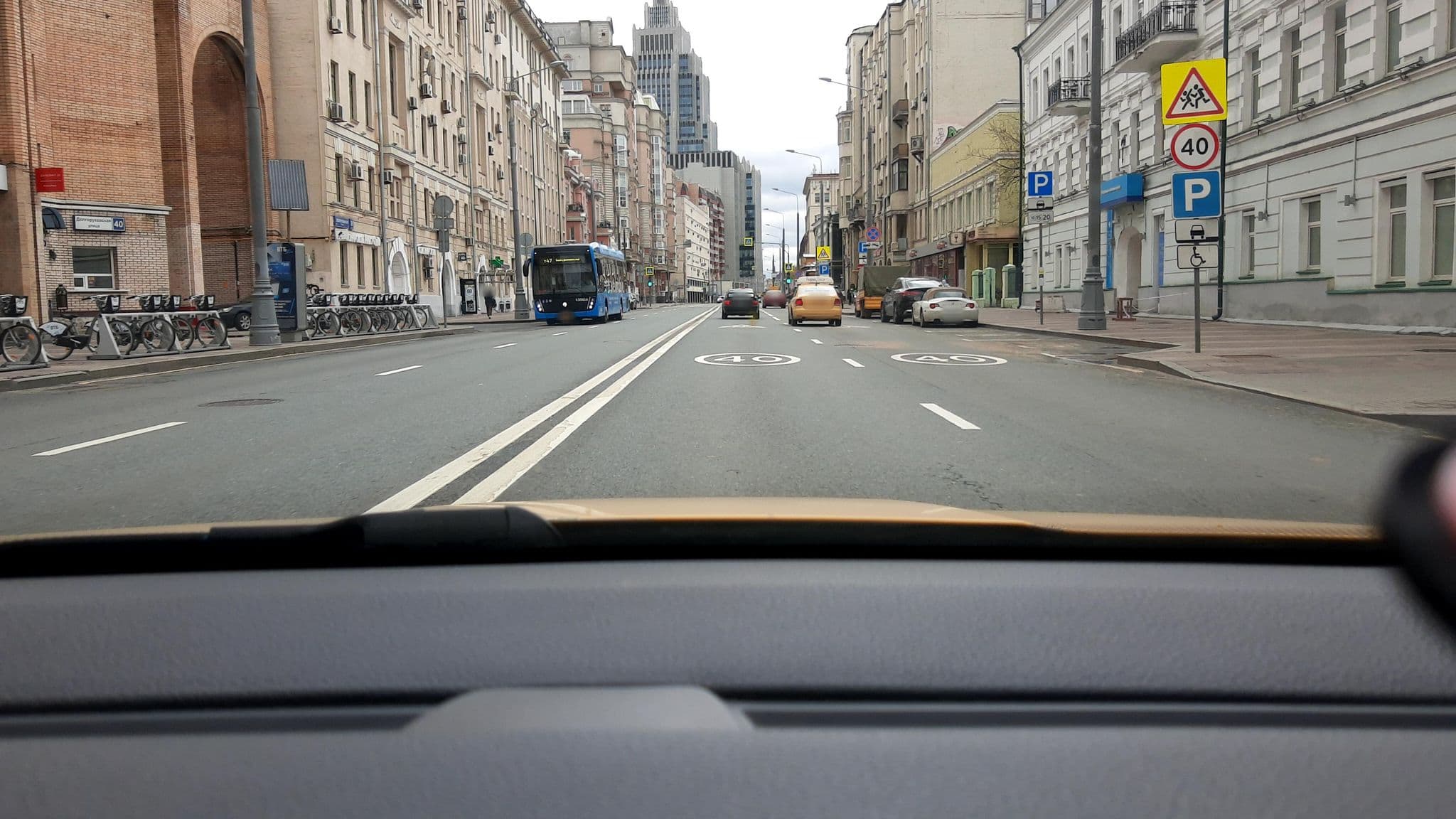 Street view near Султан, Moscow — © phoneuploader (CC BY-SA · Mapillary)