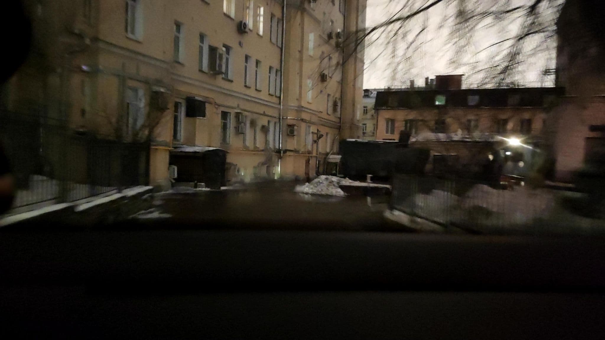 Street view near Версаль, Moscow — © phoneuploader (CC BY-SA · Mapillary)