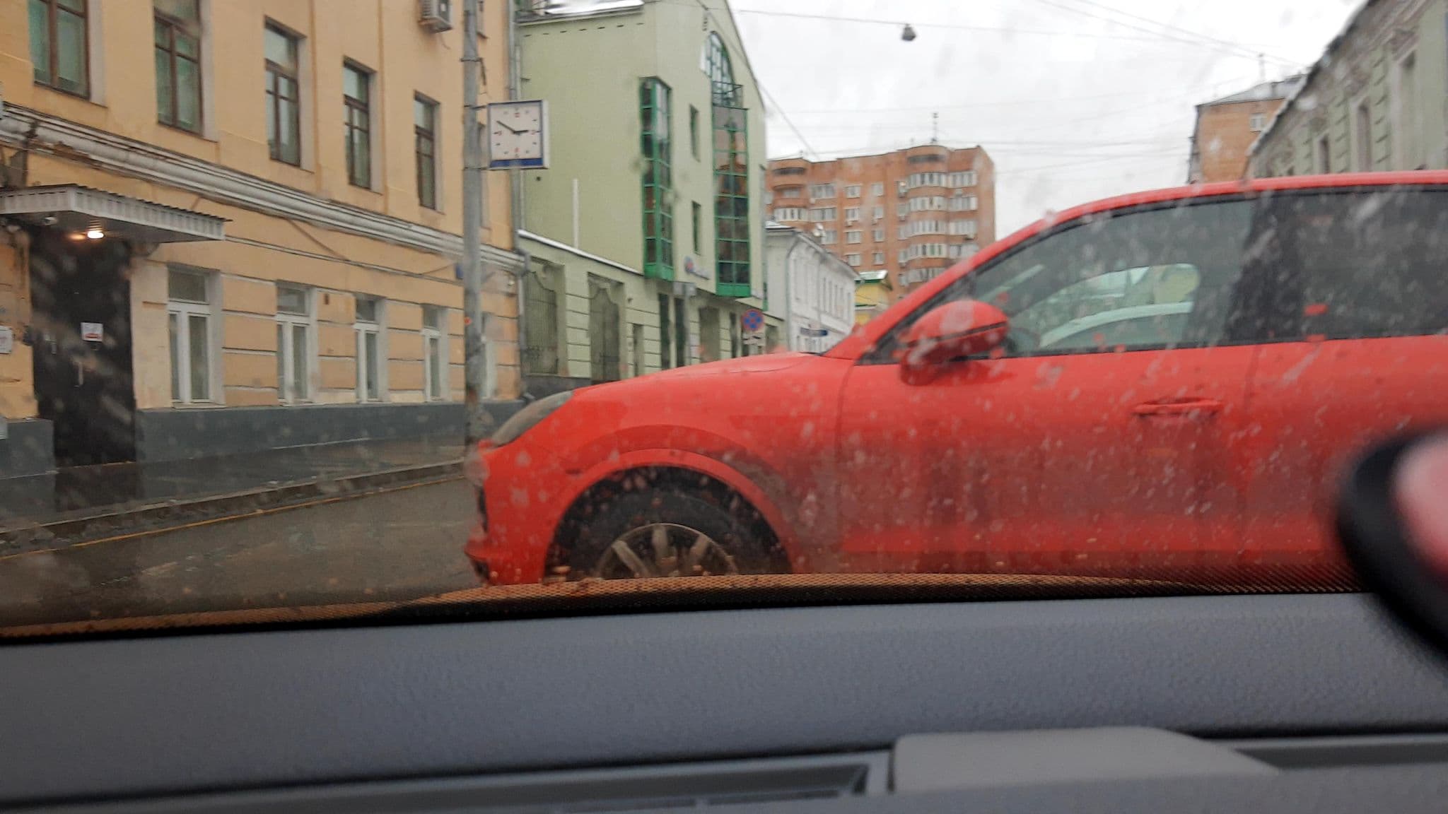 Street view near ЭКОТЕЛЬ ТУР, Lefortovo — © phoneuploader (CC BY-SA · Mapillary)