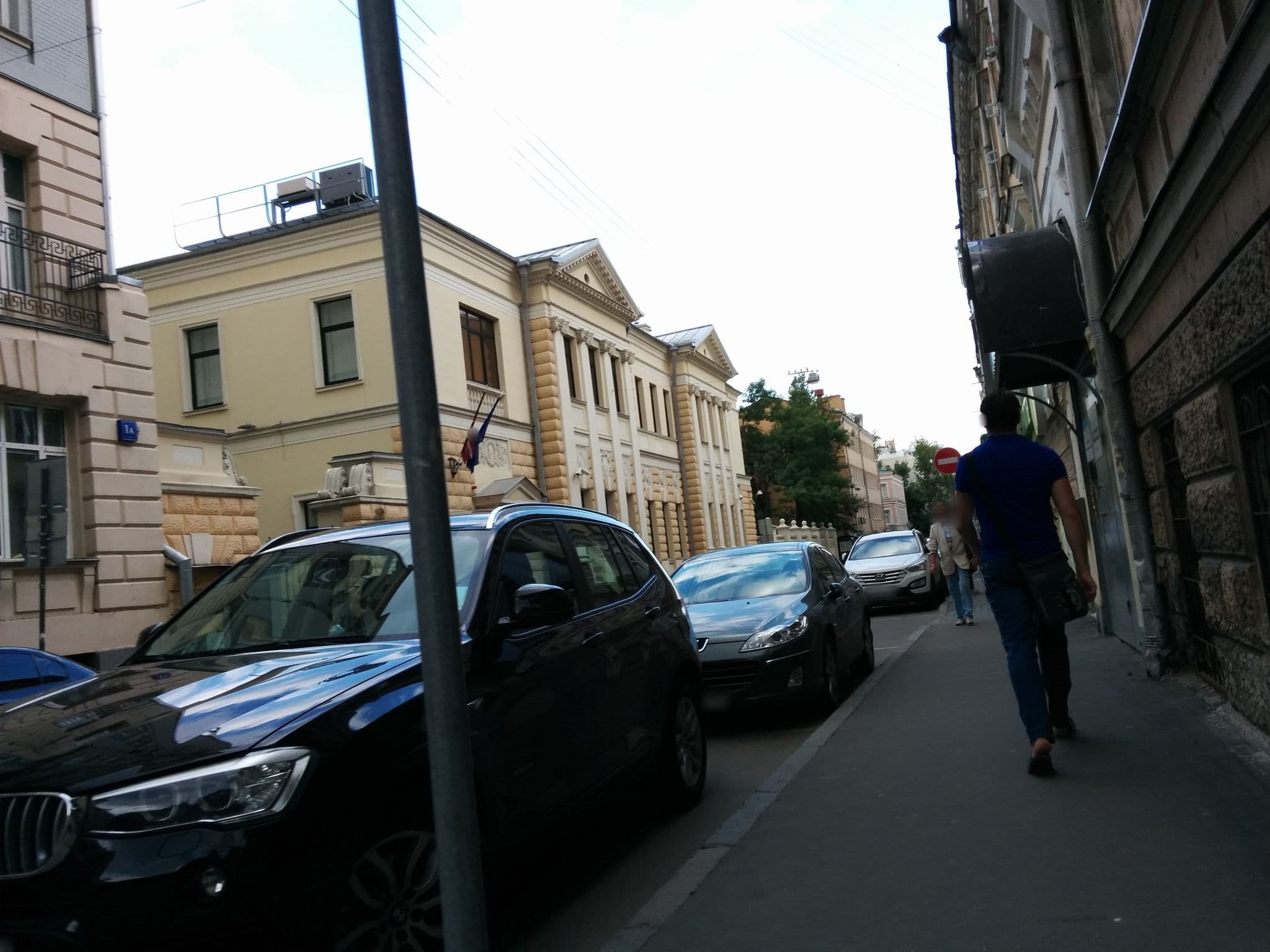 Street view near Mini Hotel Christoprudniy, Moscow — © karmatsky (CC BY-SA · Mapillary)