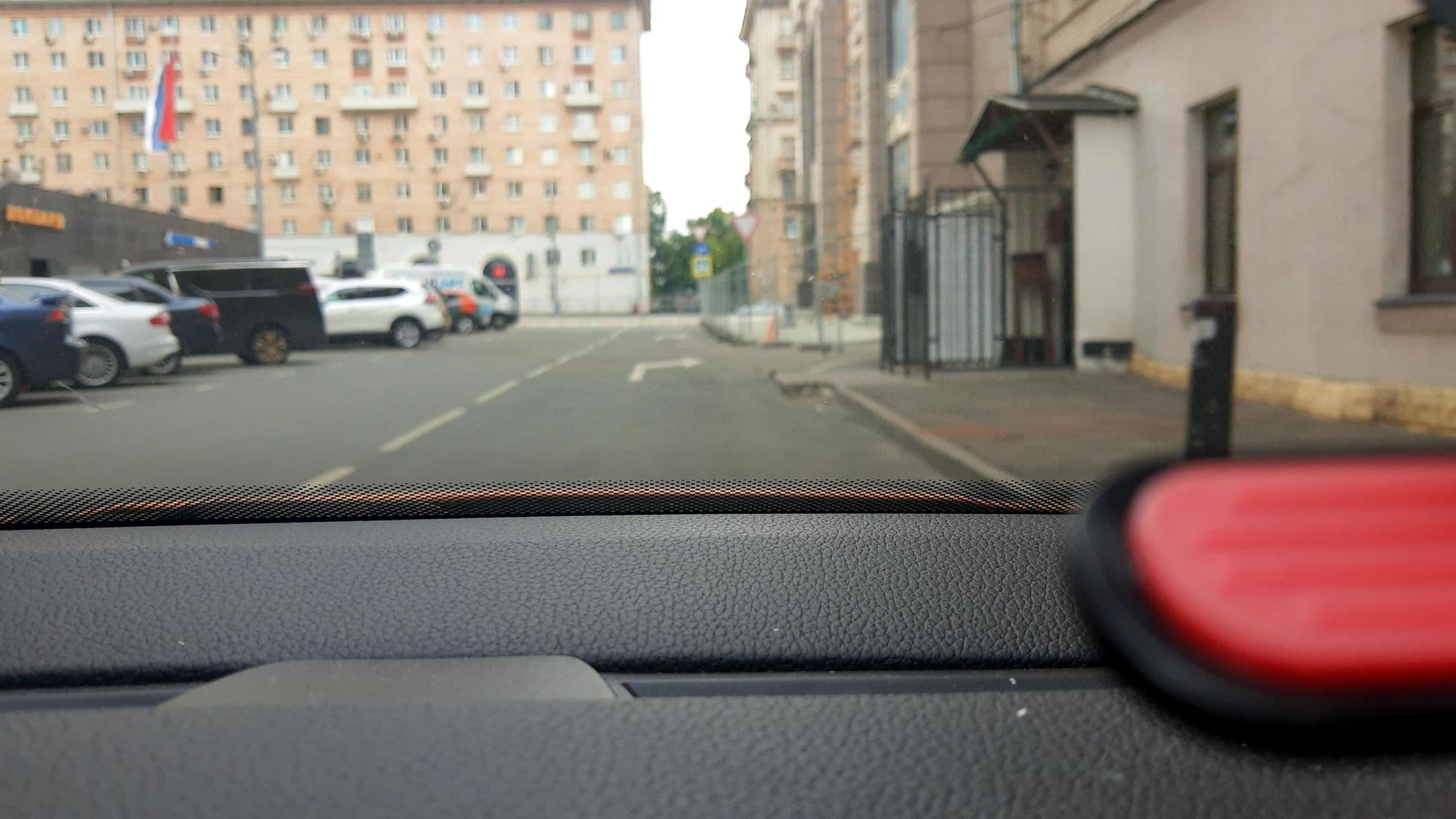 Street view near Marriott Imperial Plaza, Lefortovo — © phoneuploader (CC BY-SA · Mapillary)