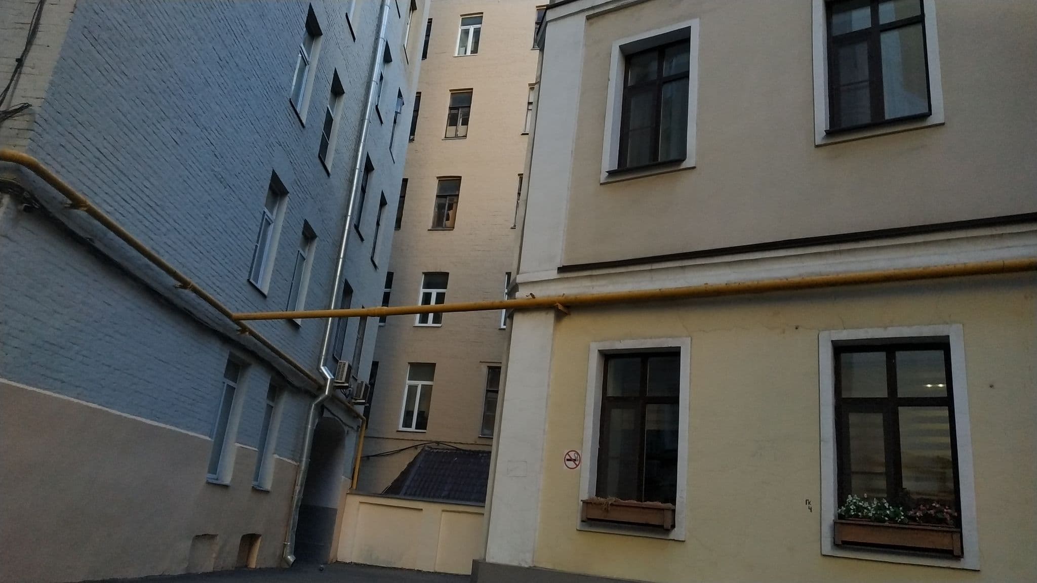 Street view near Красные Ворота, Moscow — © trolleway (CC BY-SA · Mapillary)