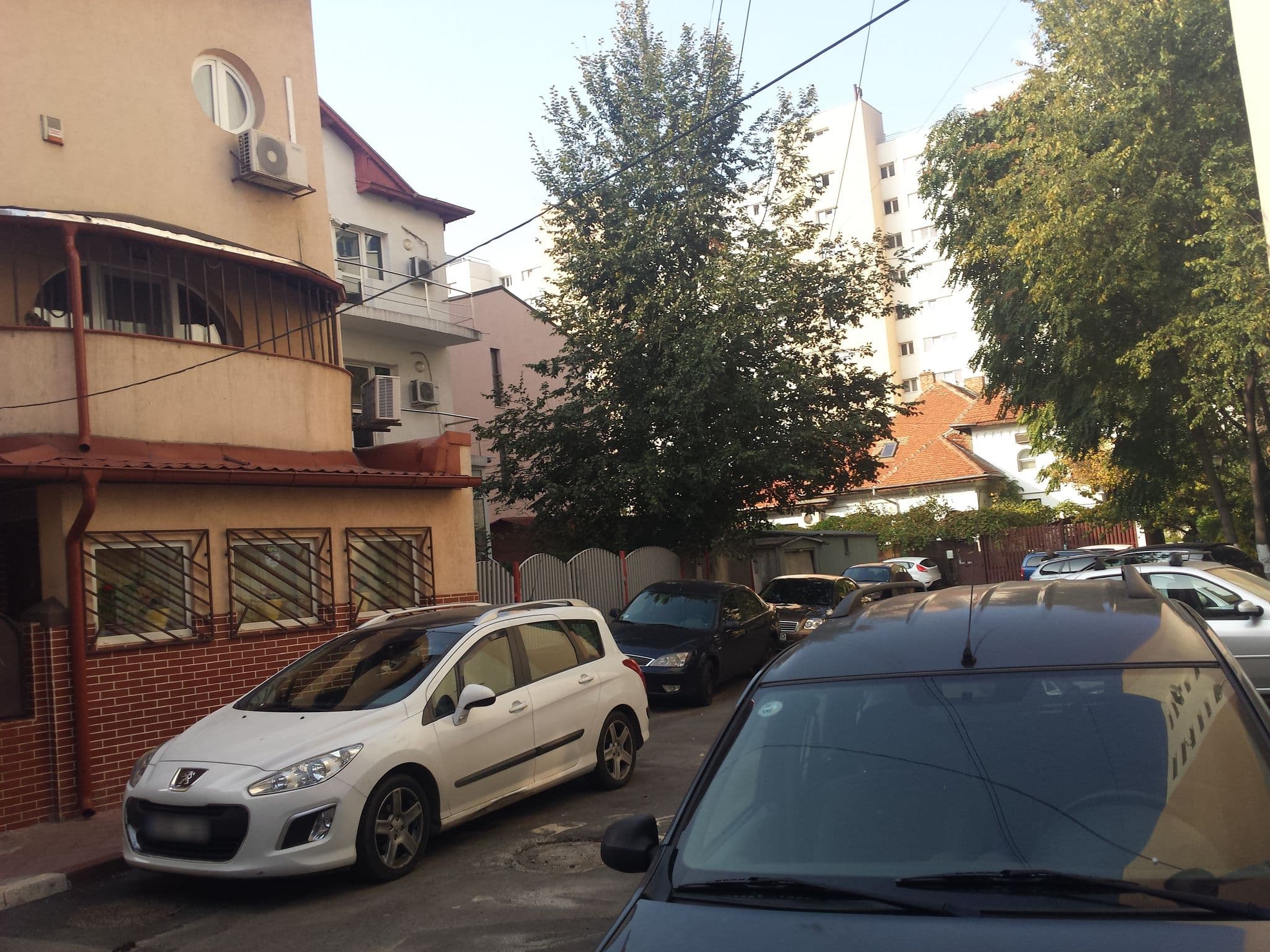 Street view near Hotel Casa Gabriela, Bucharest