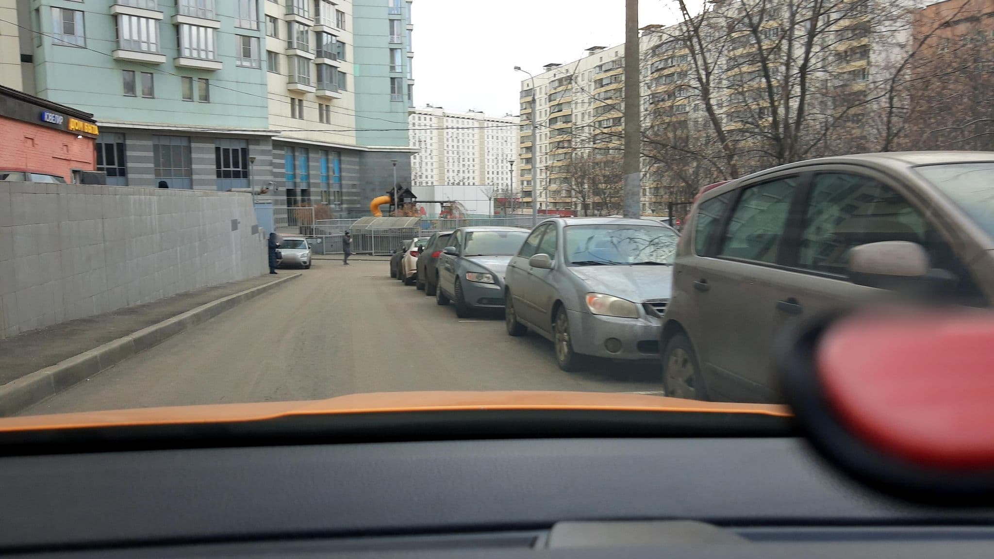 Street view near БИ 2 Старт!, Sokol’niki — © phoneuploader (CC BY-SA · Mapillary)