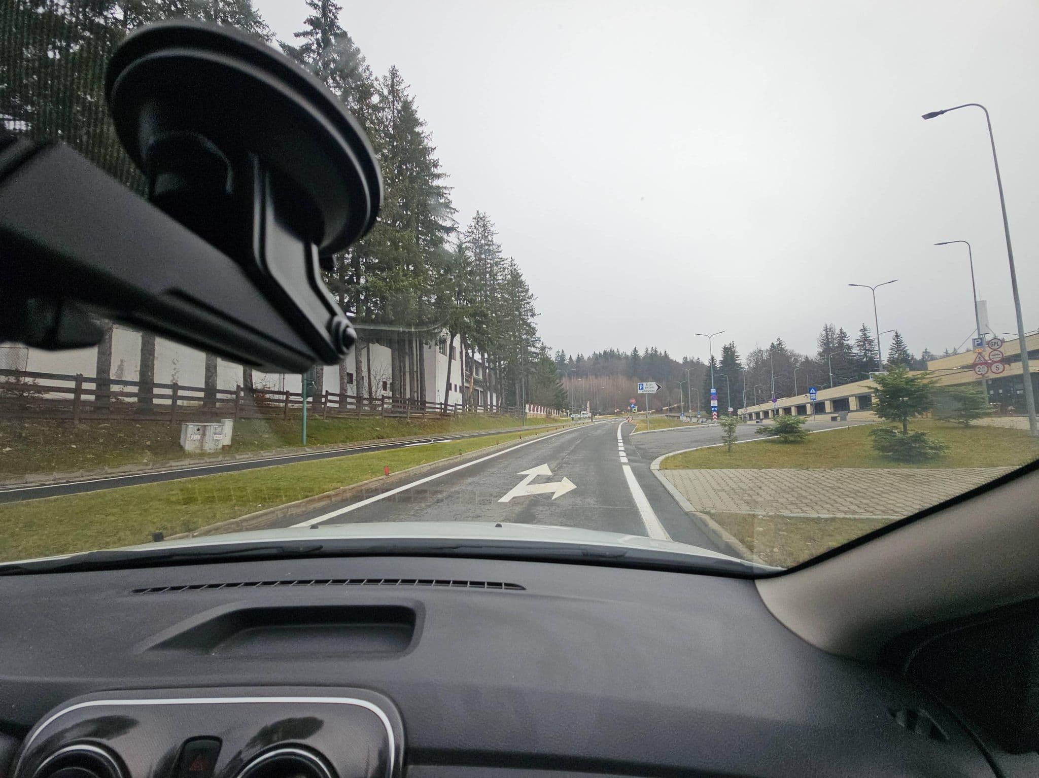 Street view near Hotel Monterai, Braşov