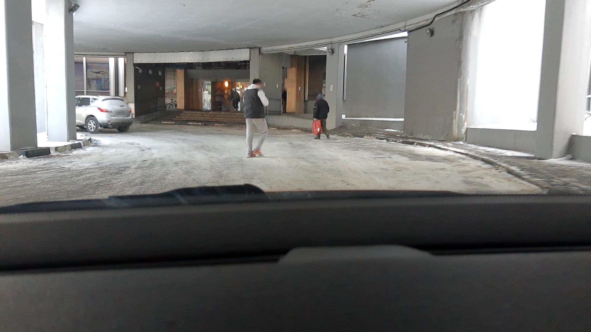 Street view near [Космос.Работа], Rostokino — © phoneuploader (CC BY-SA · Mapillary)
