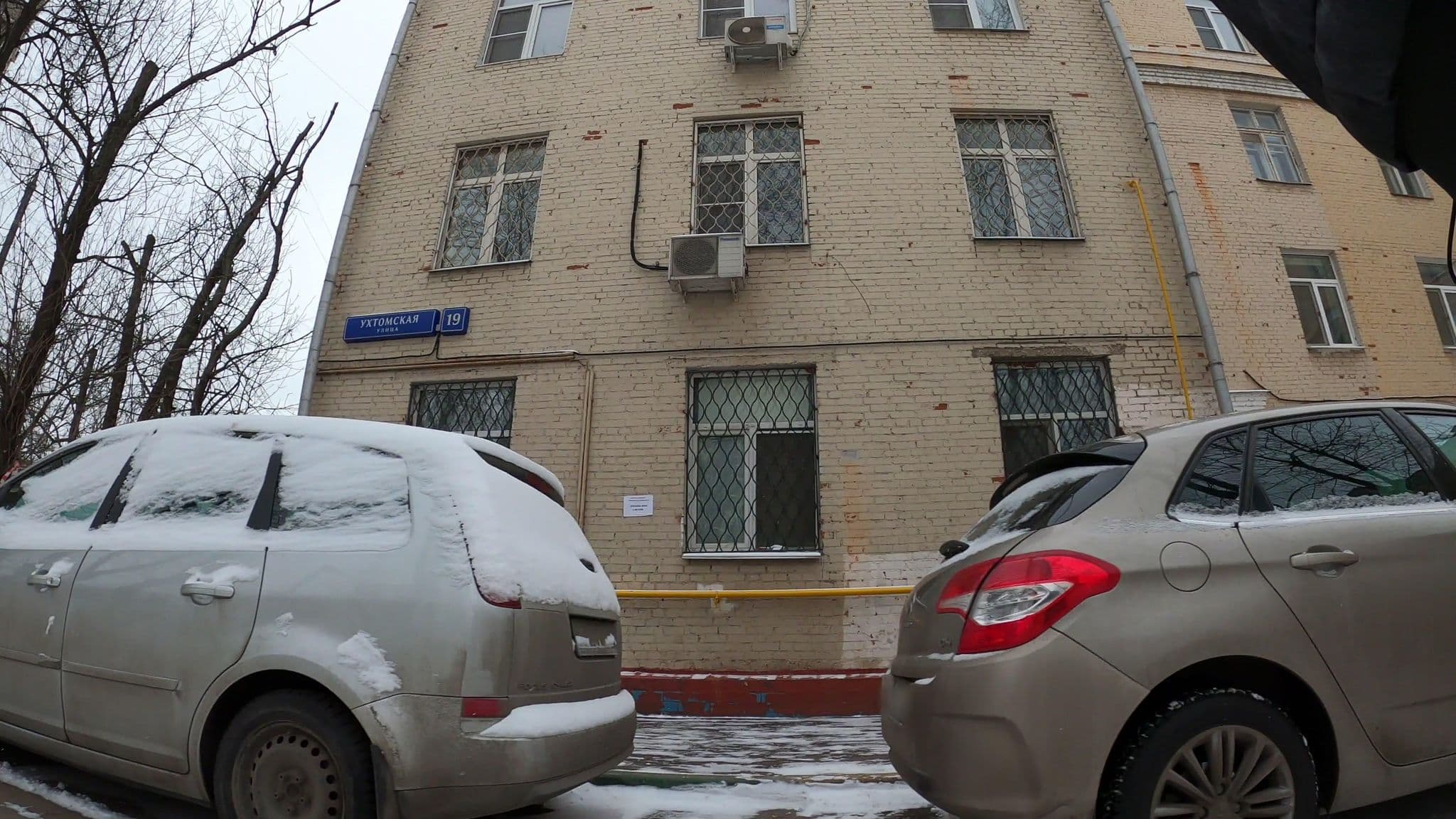 Street view near Отель "Кристалл", Lefortovo — © trolleway (CC BY-SA · Mapillary)