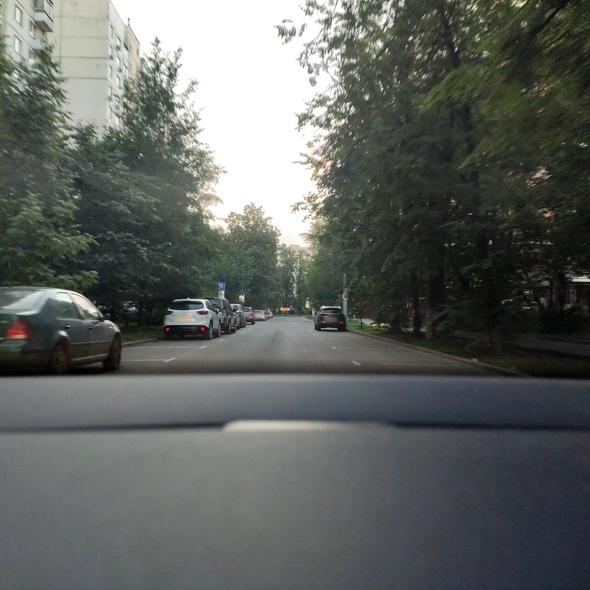 Street view near ИНКОМ ГРУПП, Izmaylovo — © phoneuploader (CC BY-SA · Mapillary)