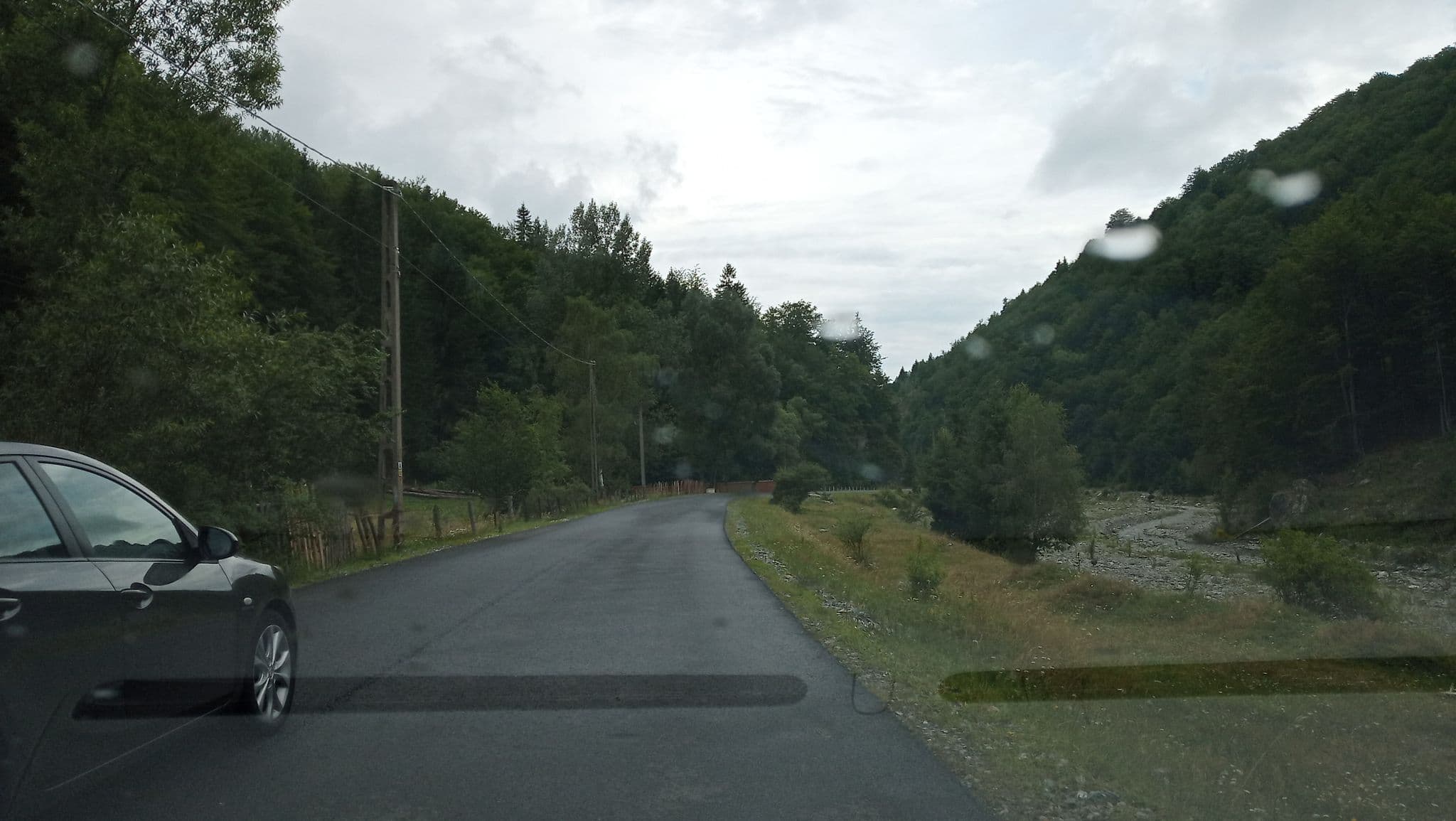 Street view near Conacul Rădăcinilor, Petrila — © tavi (CC BY-SA · Mapillary)