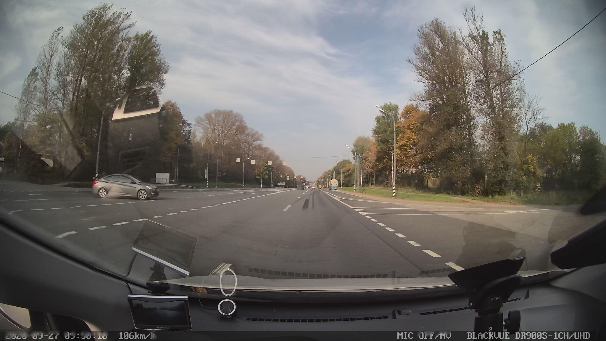 Street view near Отель"Эммаус Волга Клаб", Emmaus — © petunder (CC BY-SA · Mapillary)