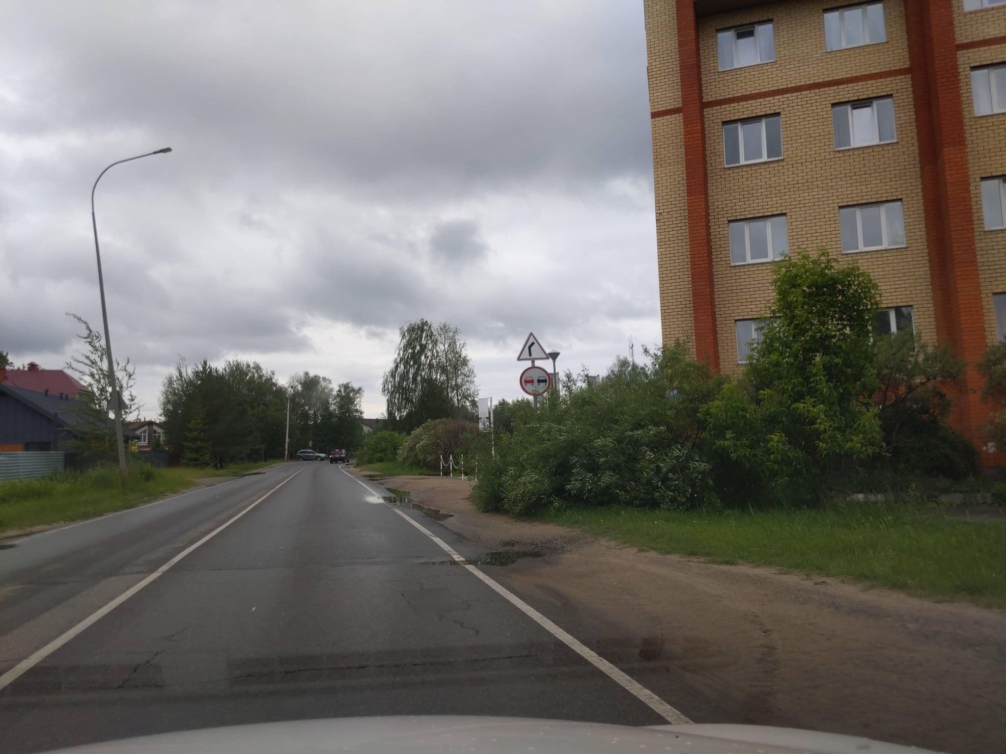 Street view near Вокруг Света, Dubna — © kirikset (CC BY-SA · Mapillary)