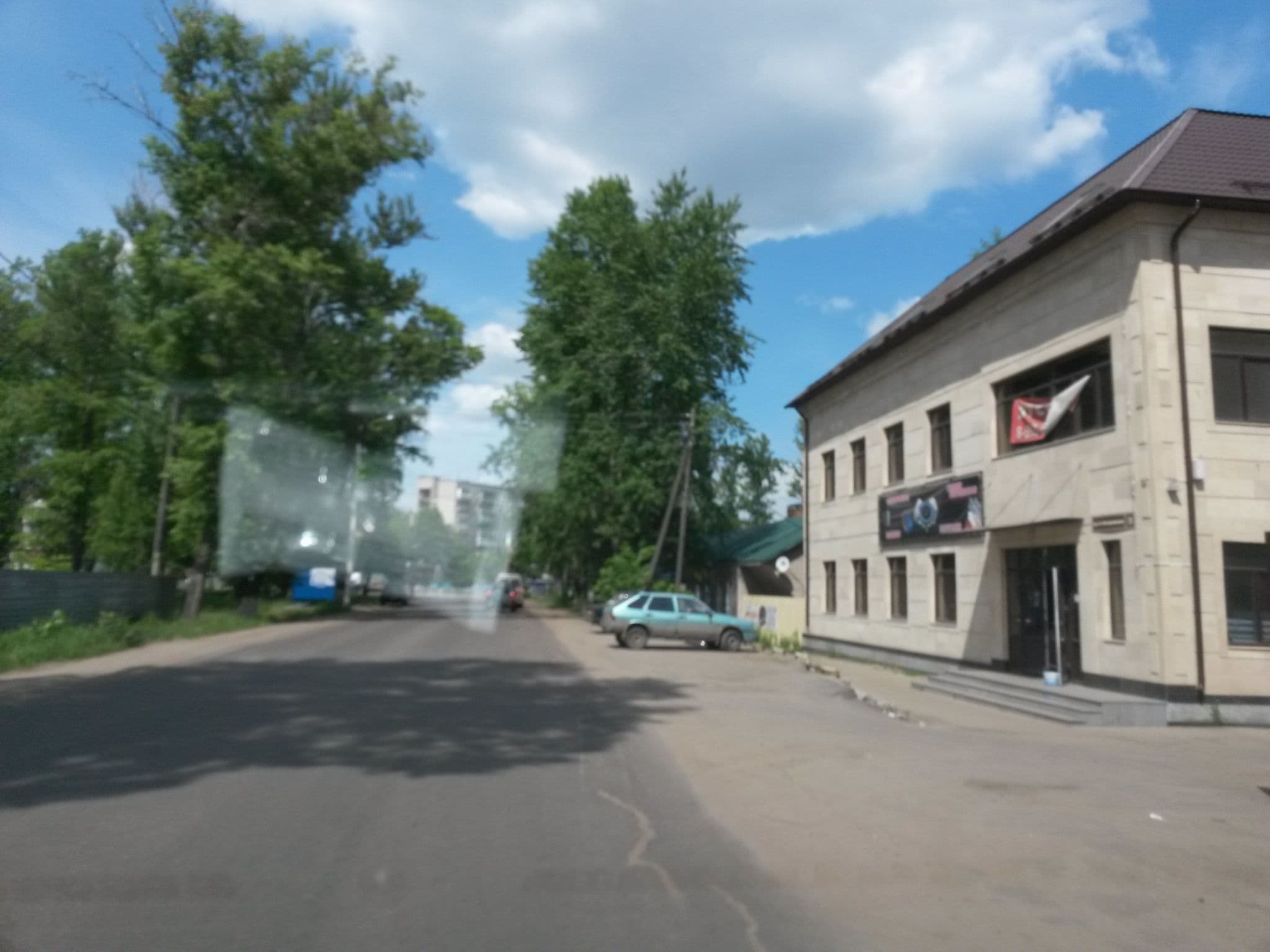 Street view near Мажор, Yaroslavl — © vikdd (CC BY-SA · Mapillary)